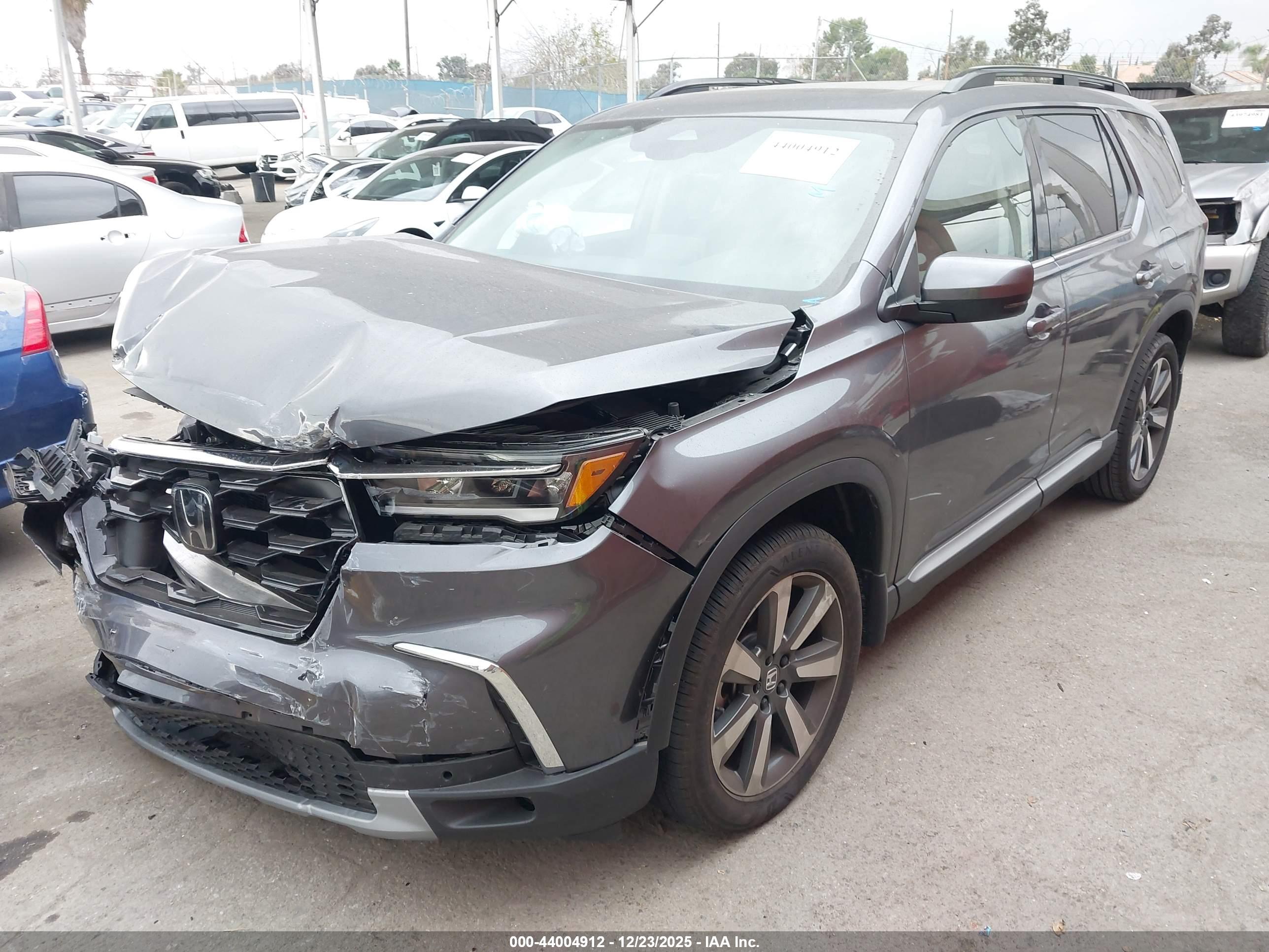 HONDA PILOT image 2