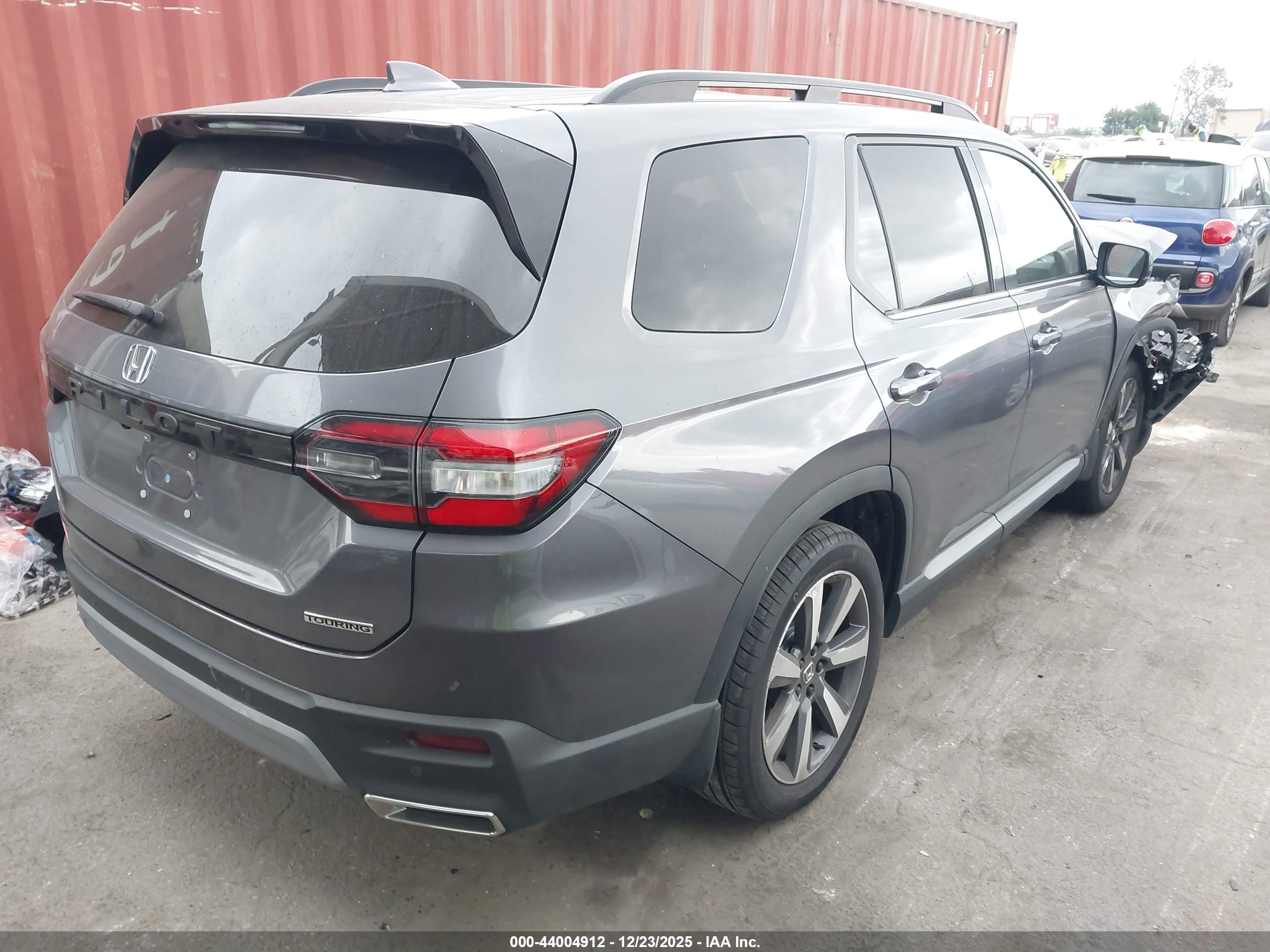 HONDA PILOT image 4