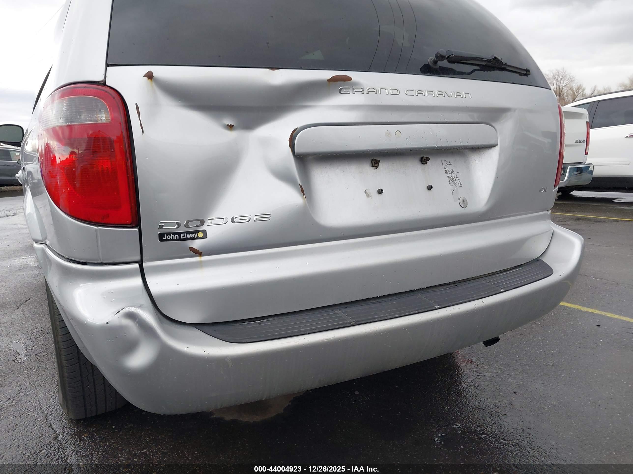 DODGE GRAND image 6