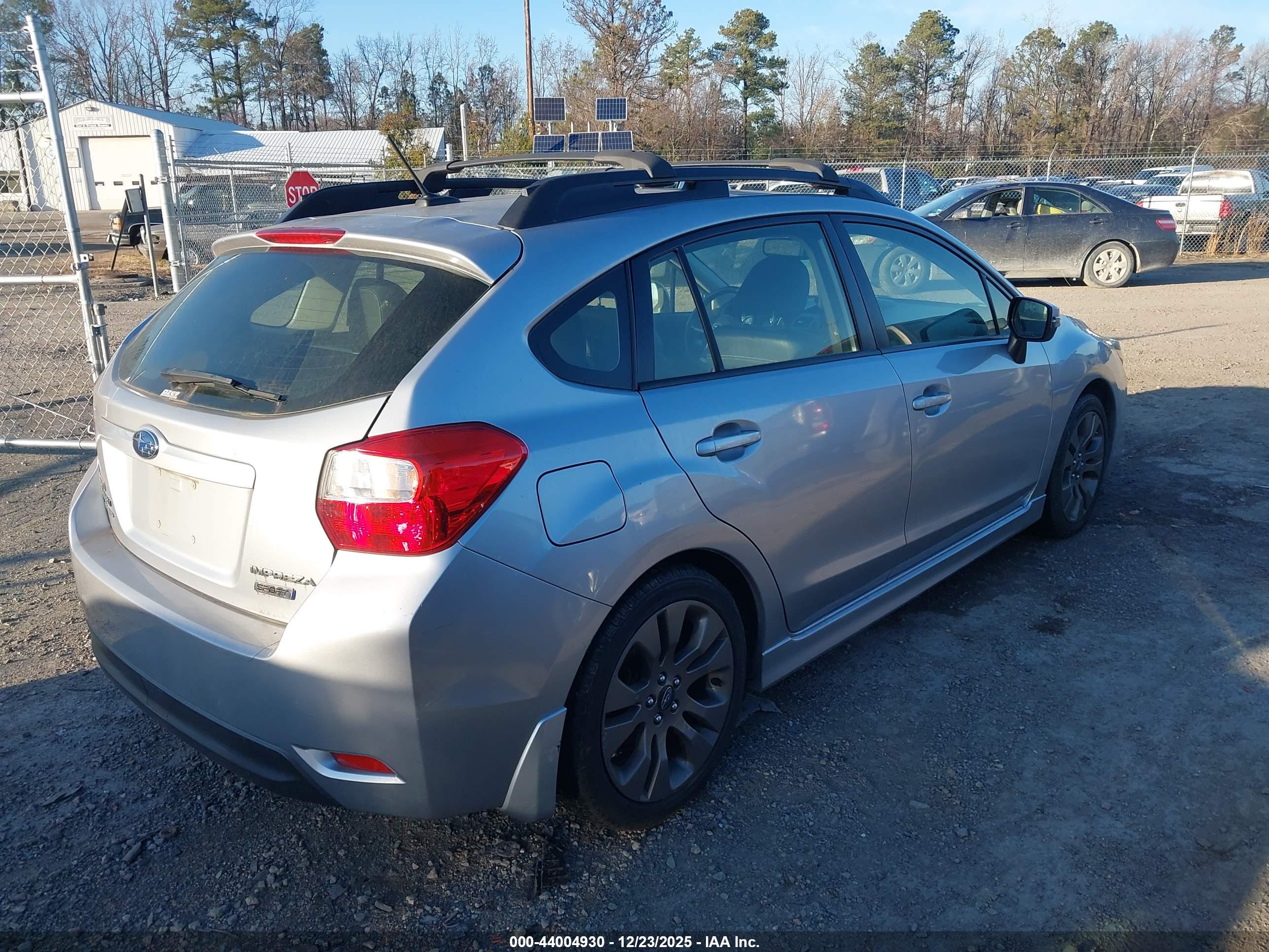 SUBARU IMPREZA image 4