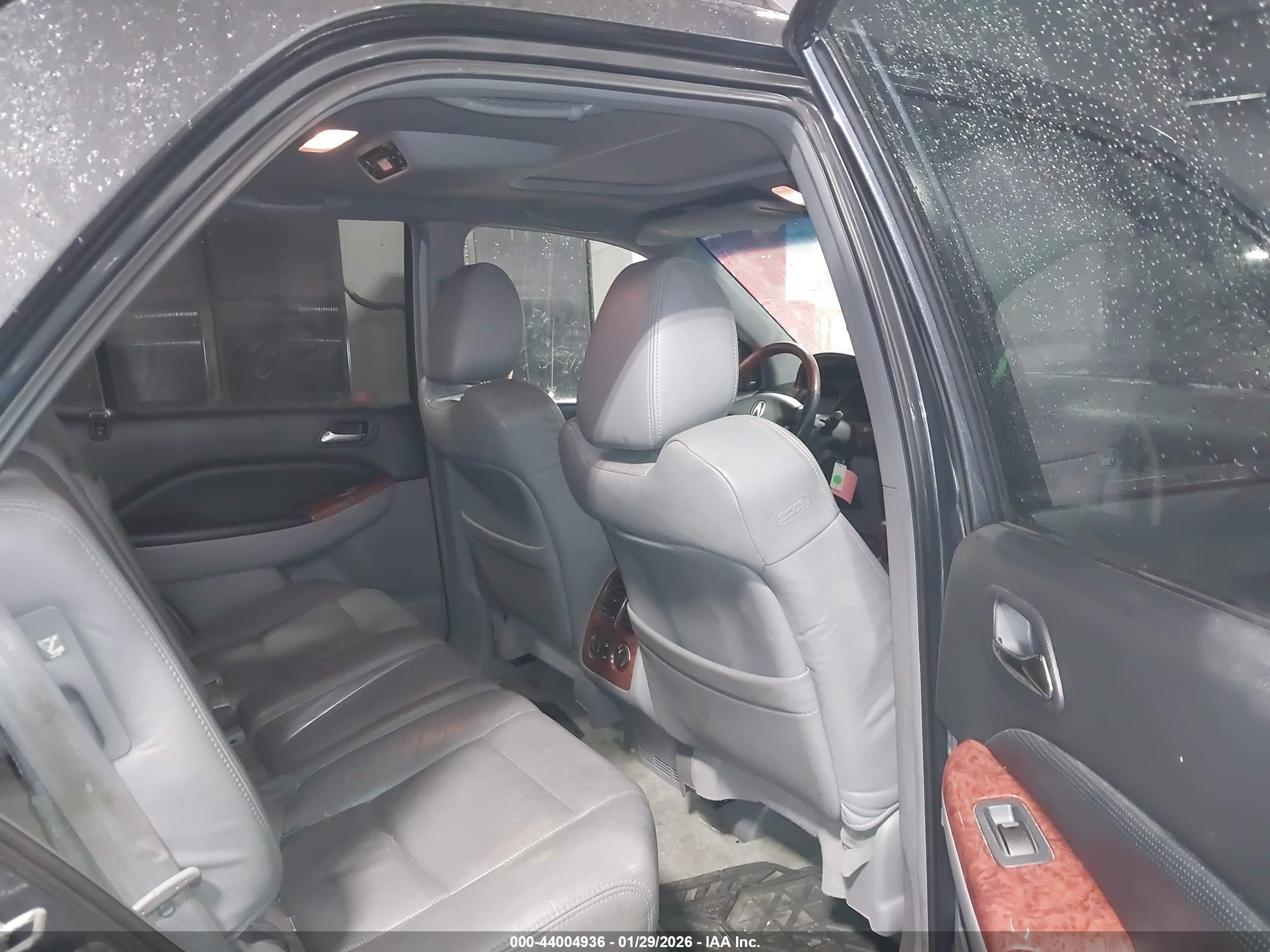 ACURA MDX image 8