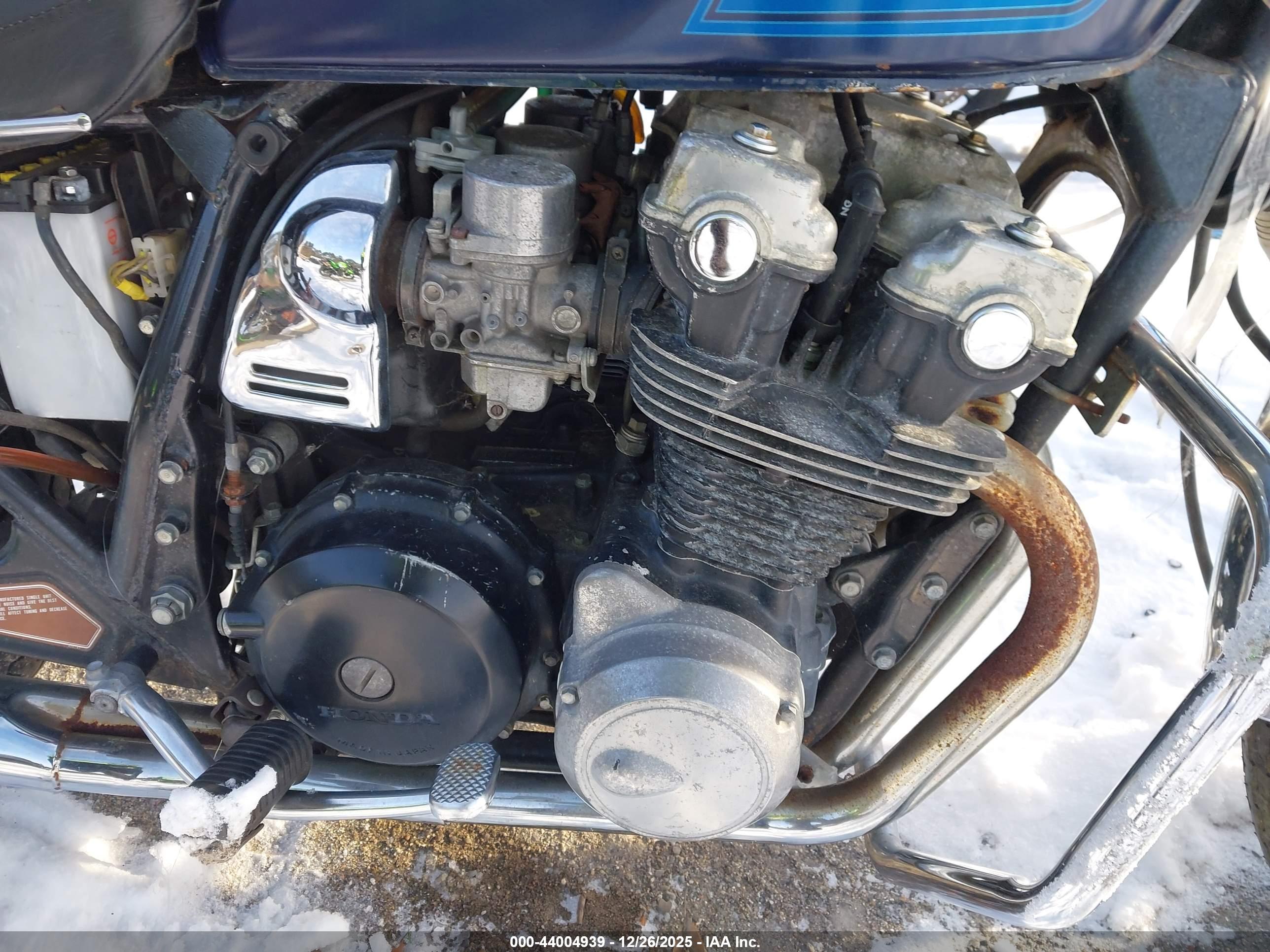 HONDA CB750 image 8