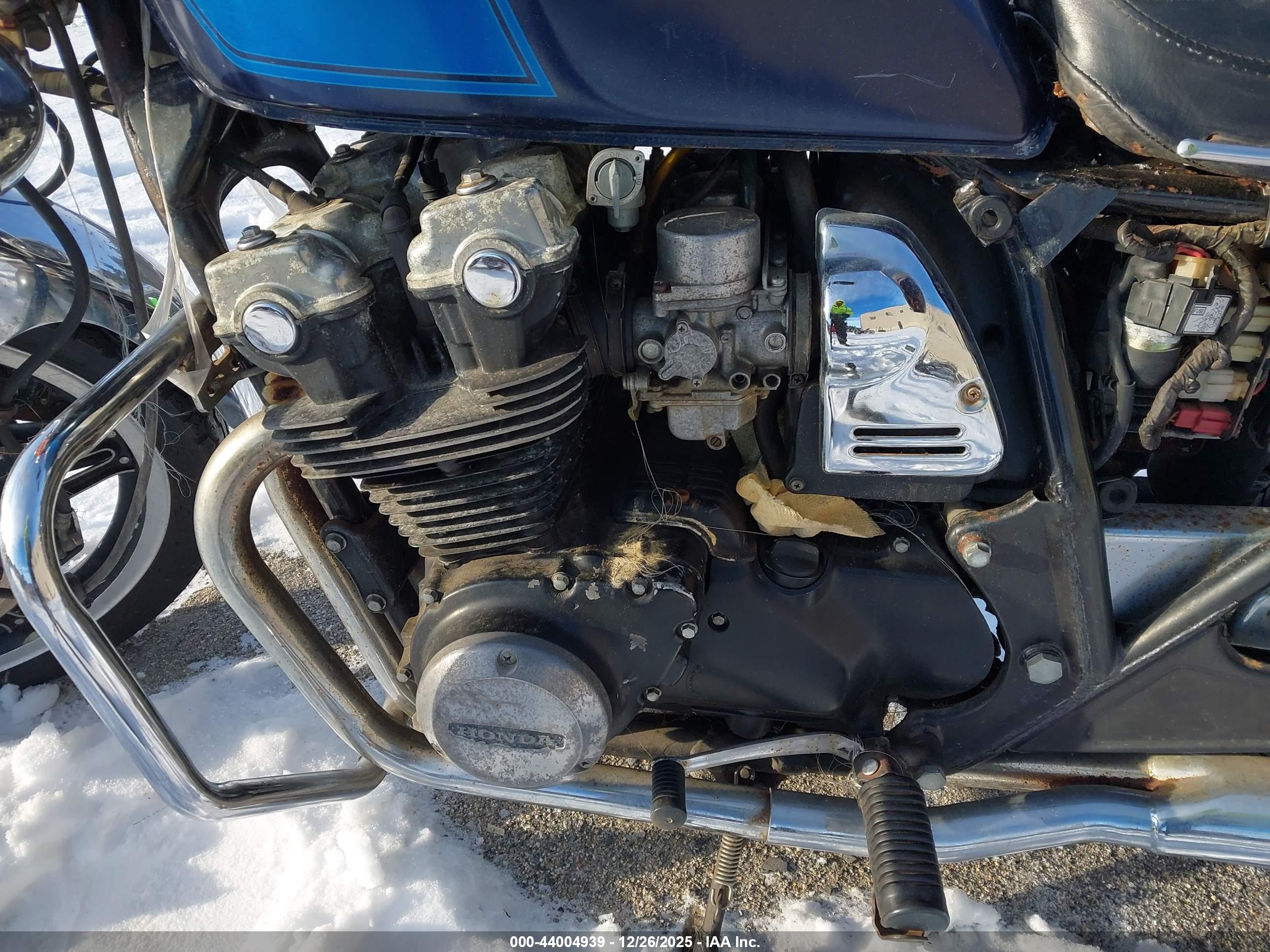 HONDA CB750 image 9