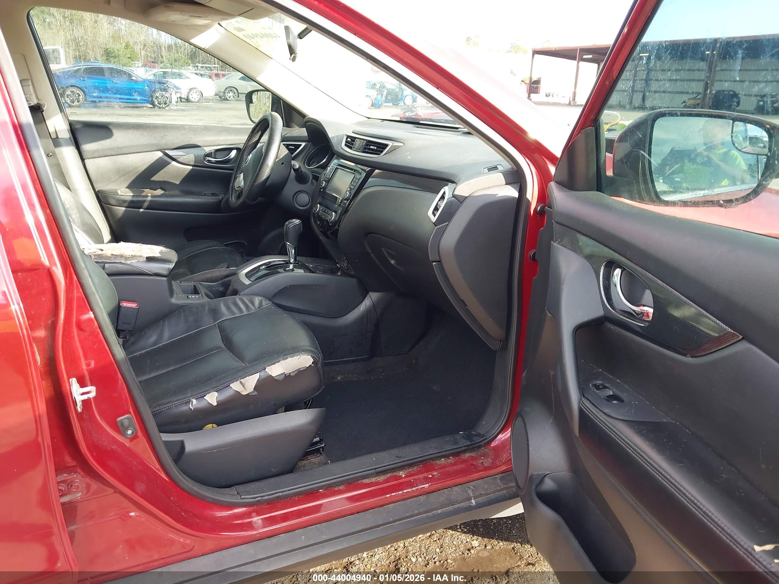 NISSAN ROGUE image 5