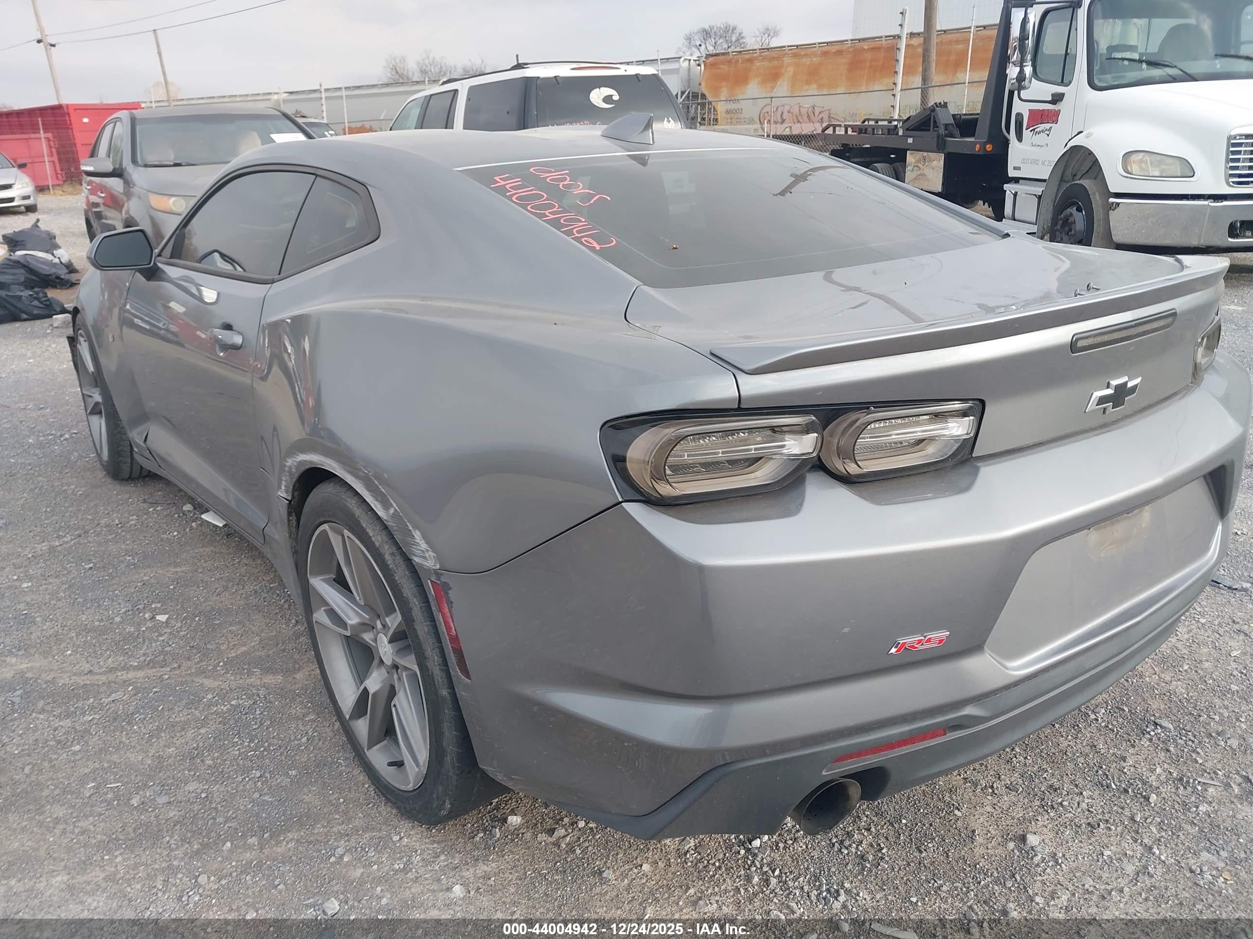 CHEVROLET CAMARO image 3