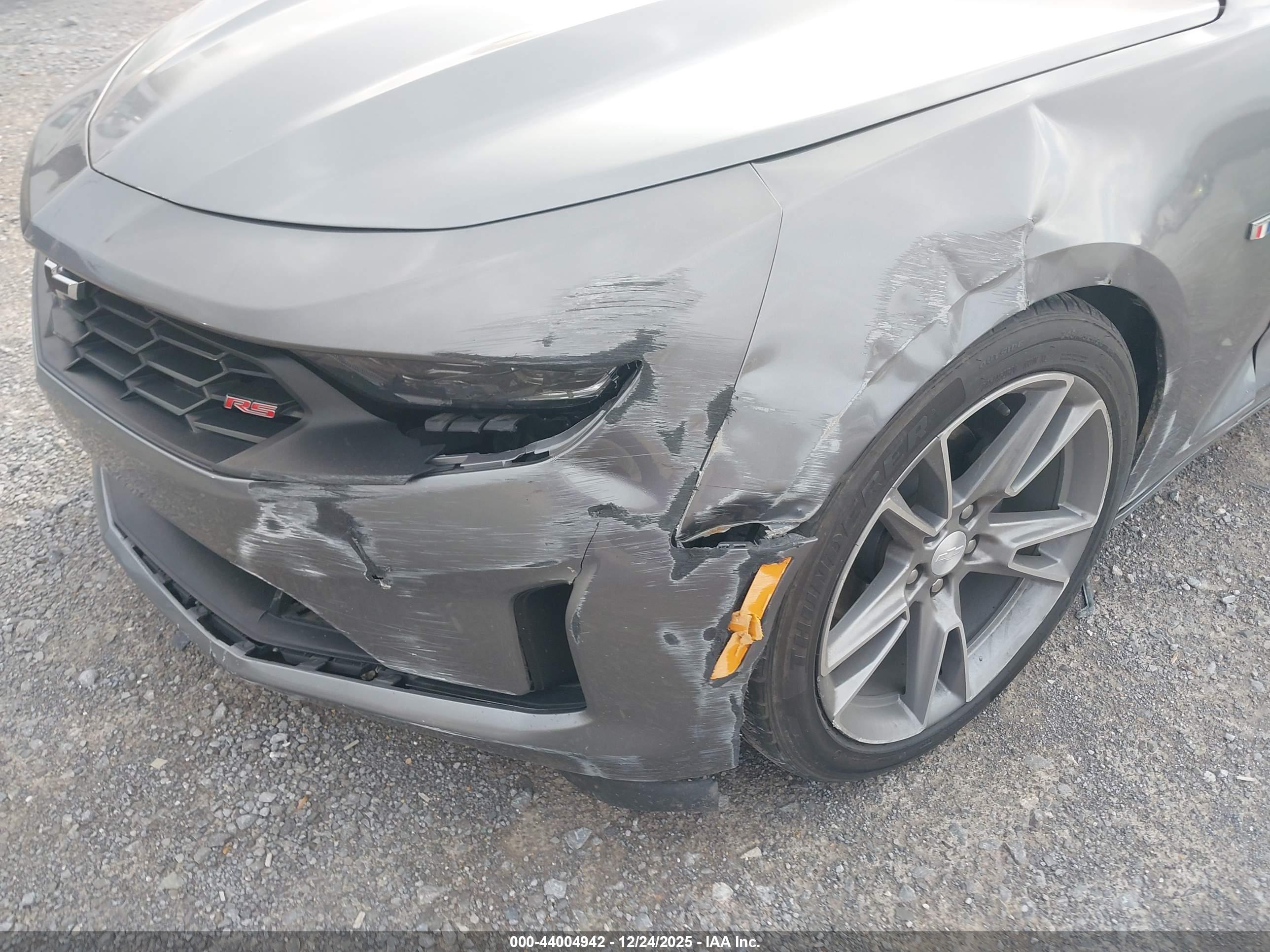 CHEVROLET CAMARO image 6
