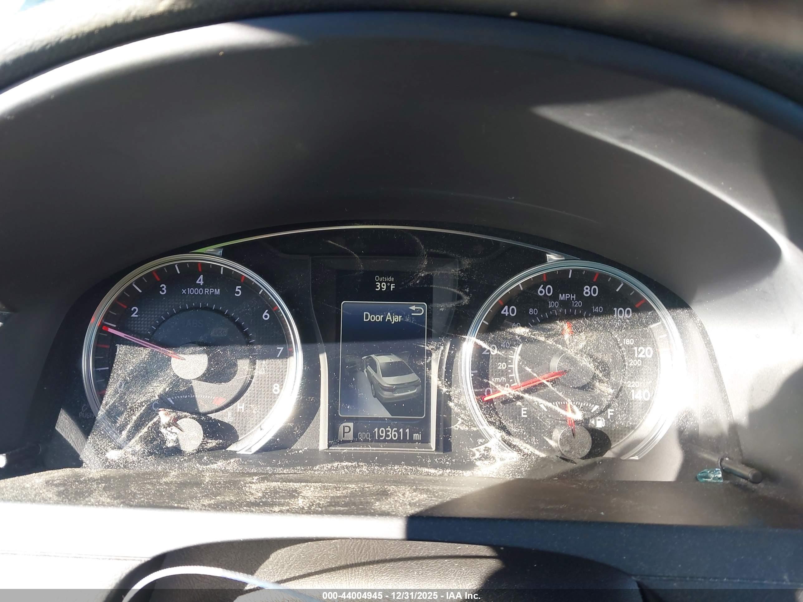 TOYOTA CAMRY image 7