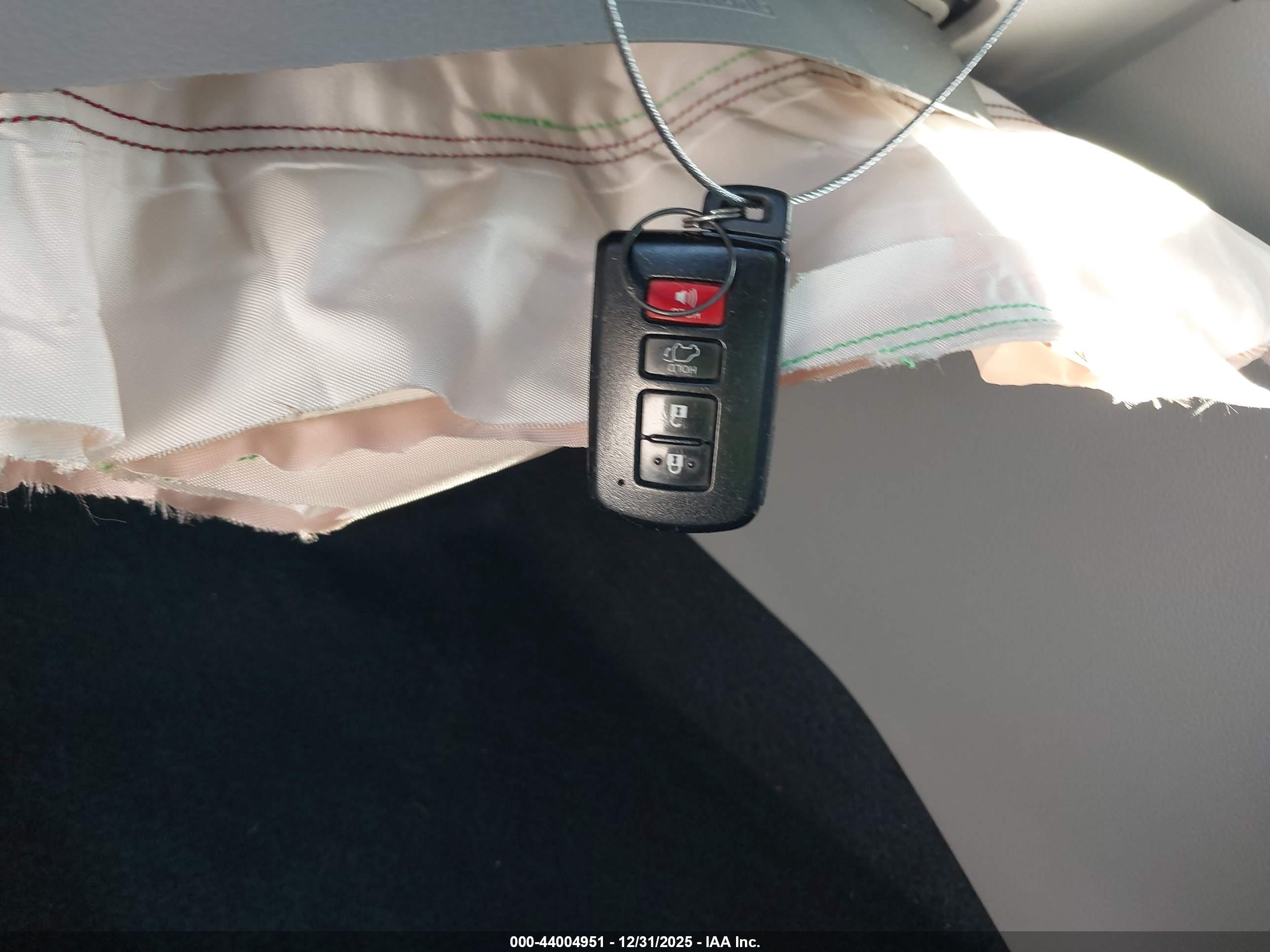 TOYOTA HIGHLANDER image 11