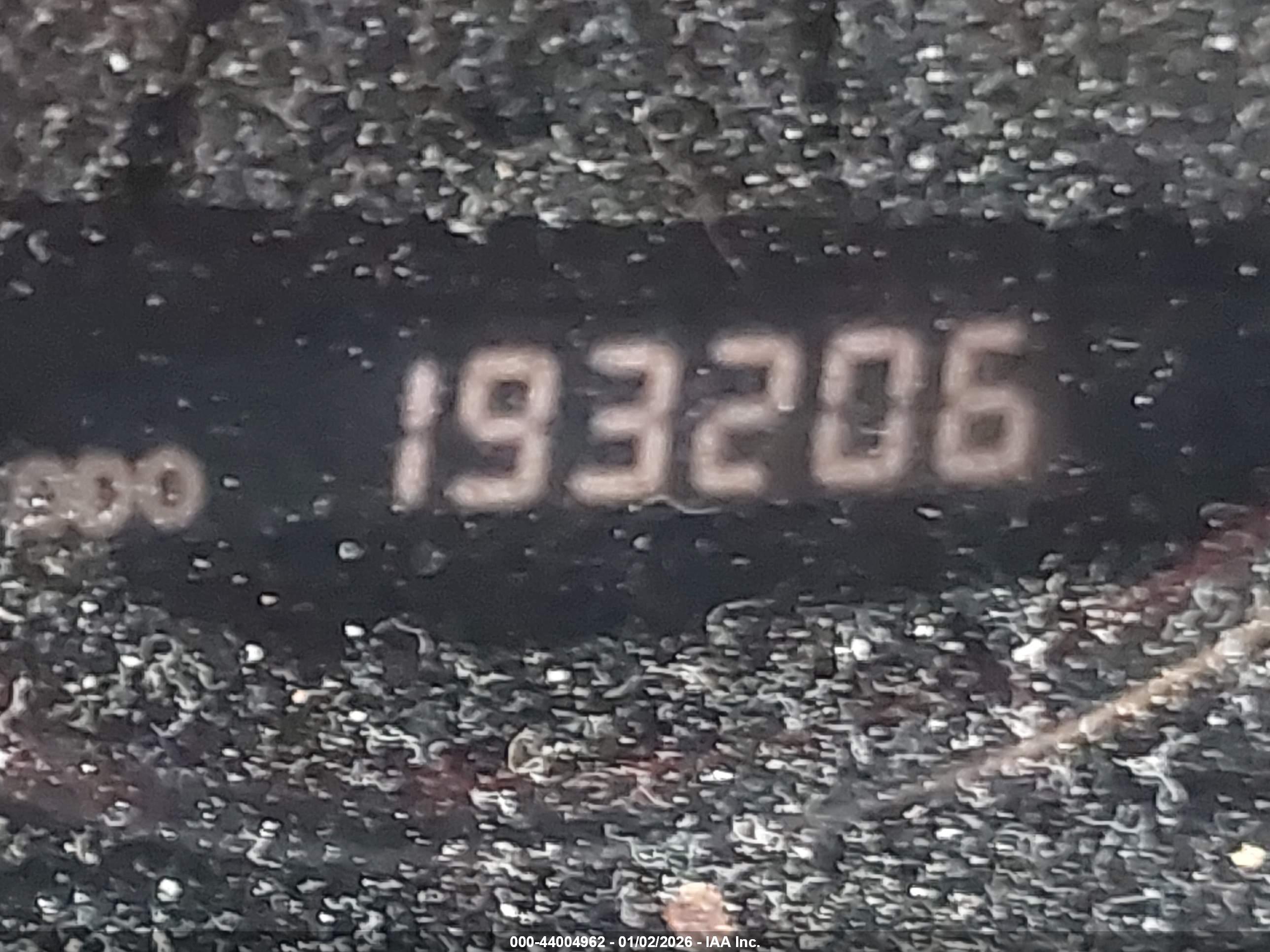 TOYOTA AVALON image 7