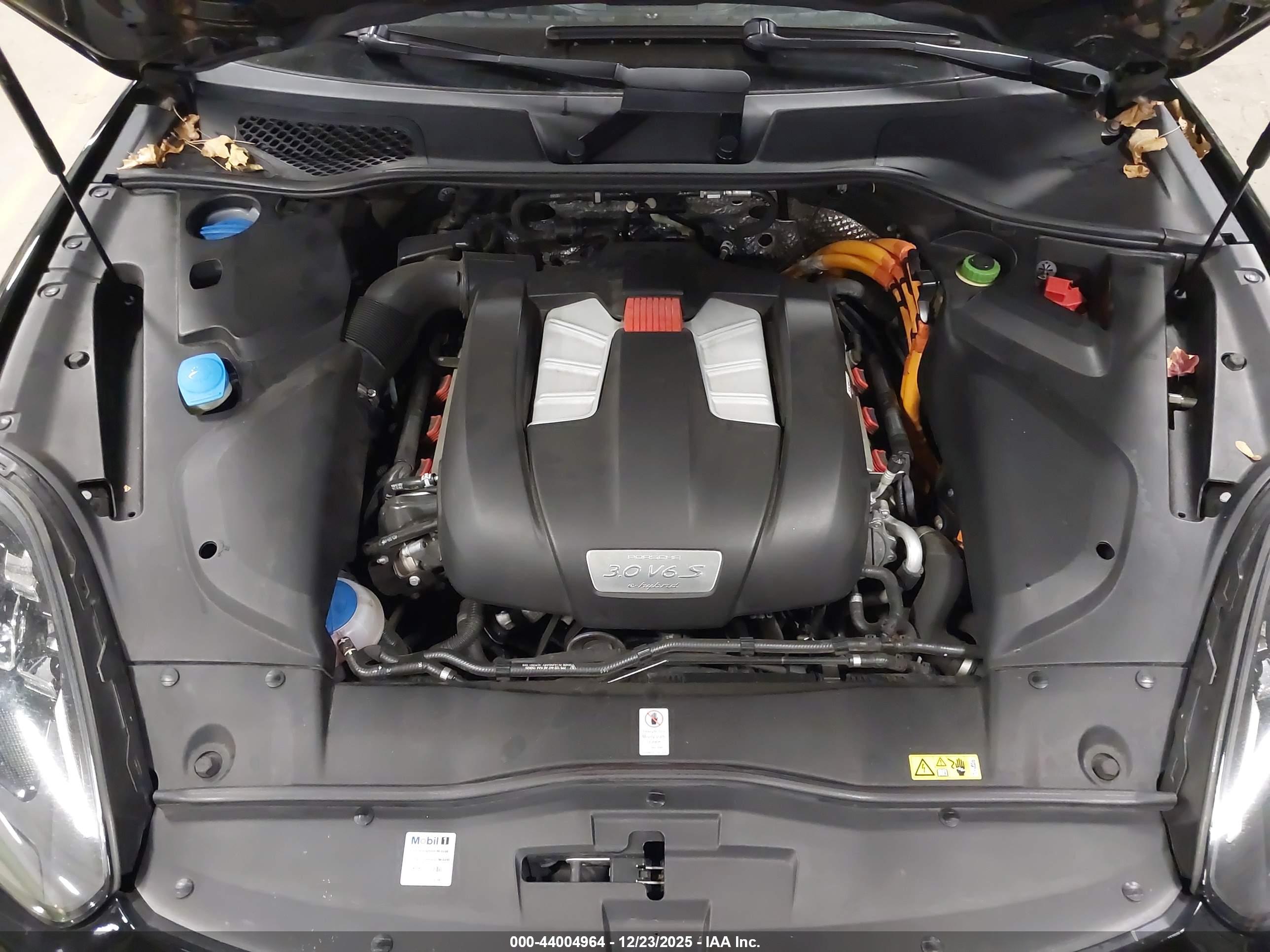PORSCHE CAYENNE image 10