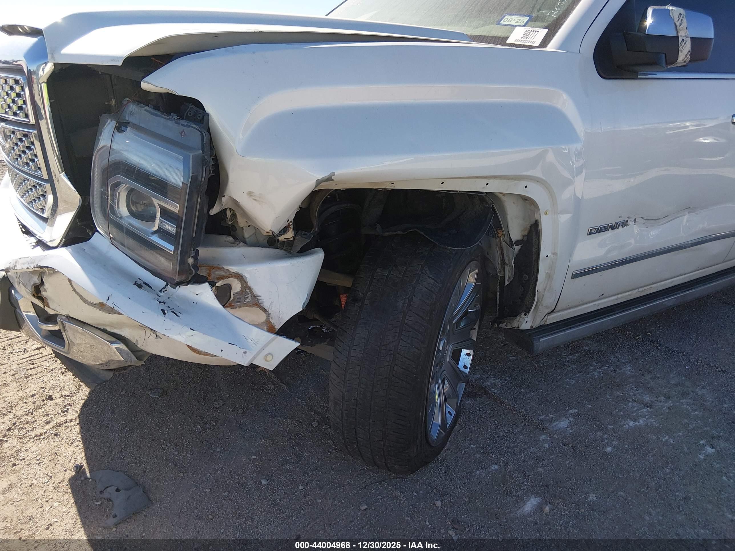 GMC SIERRA image 6