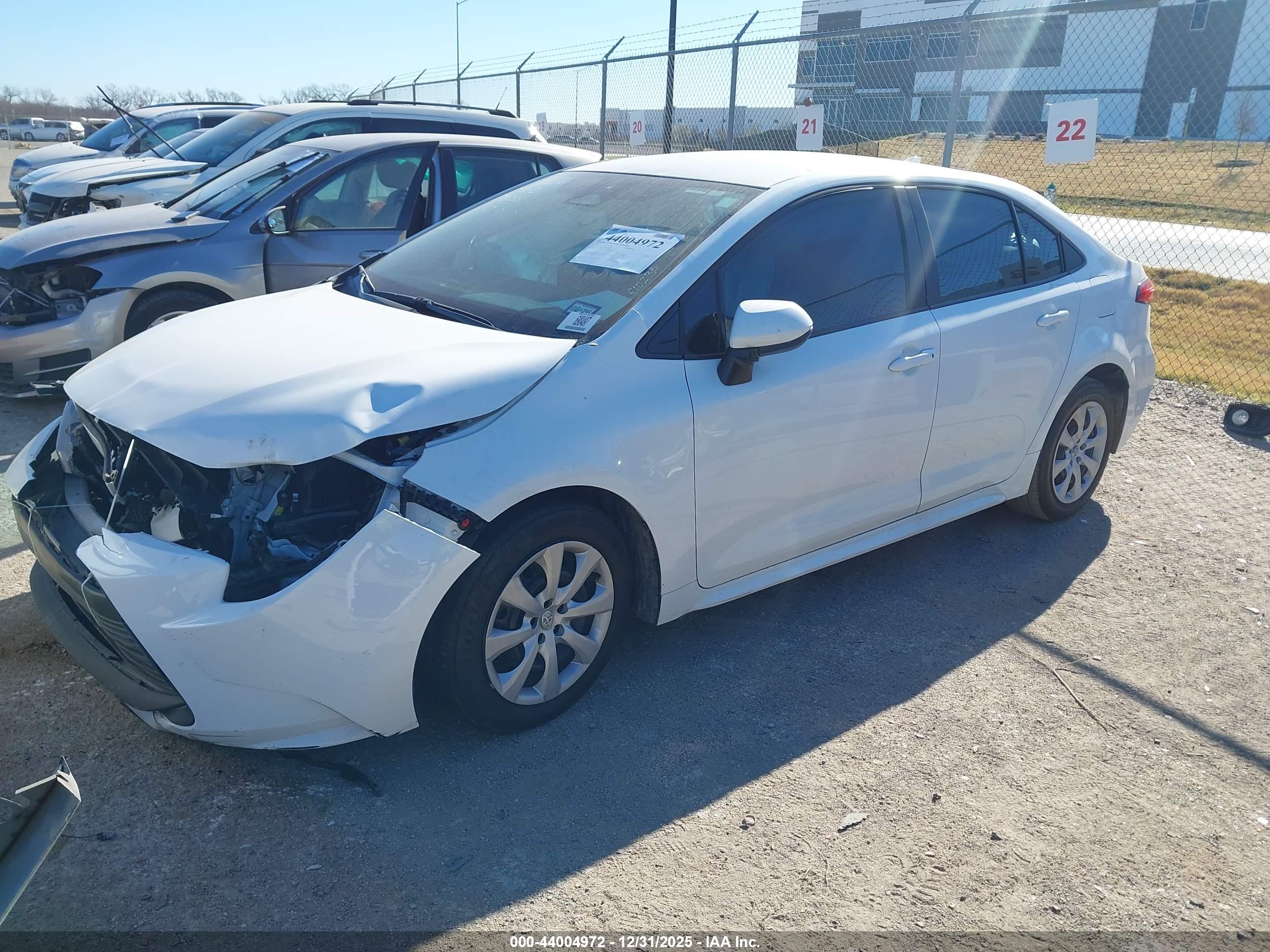 TOYOTA COROLLA image 2