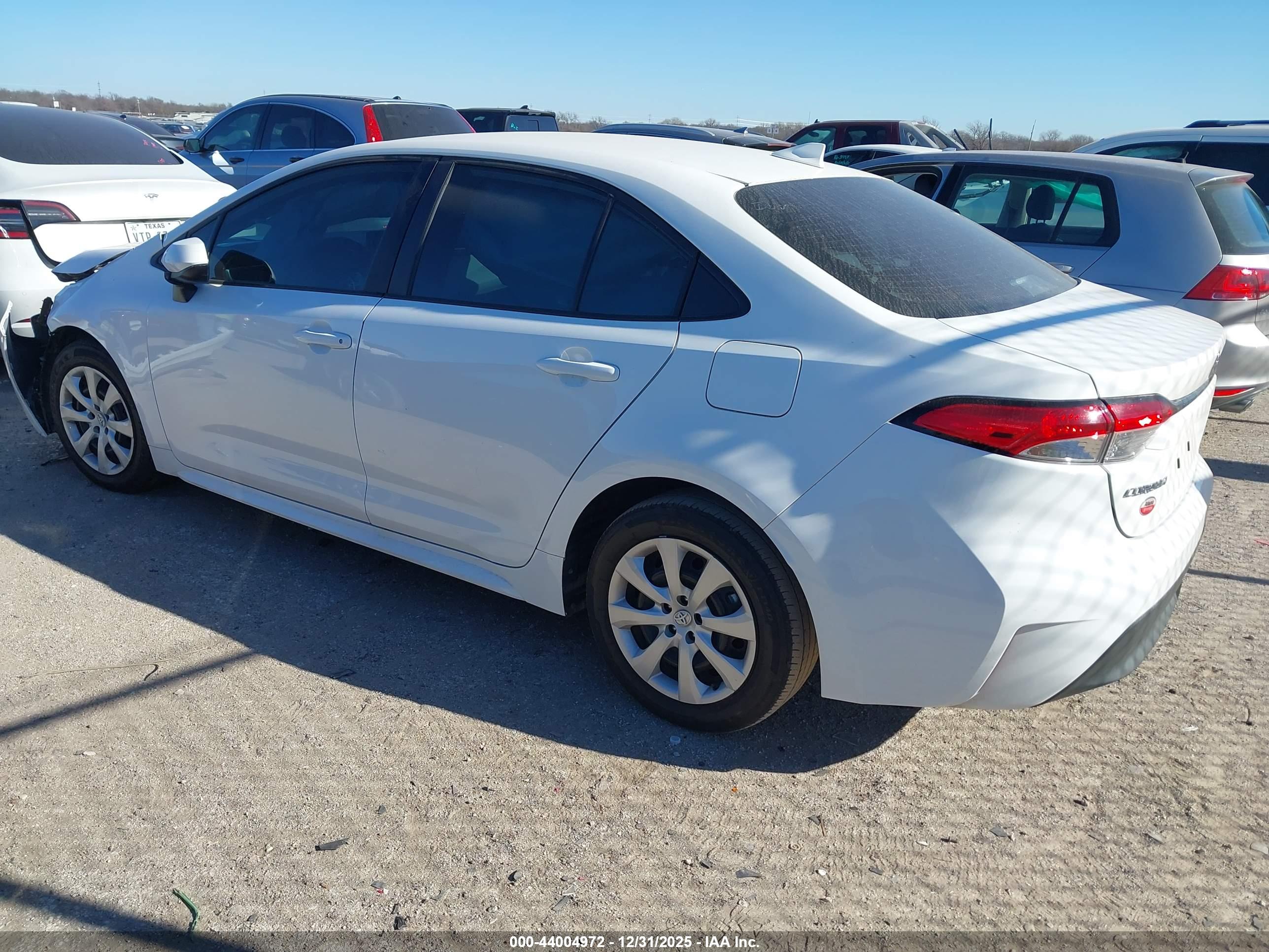 TOYOTA COROLLA image 3