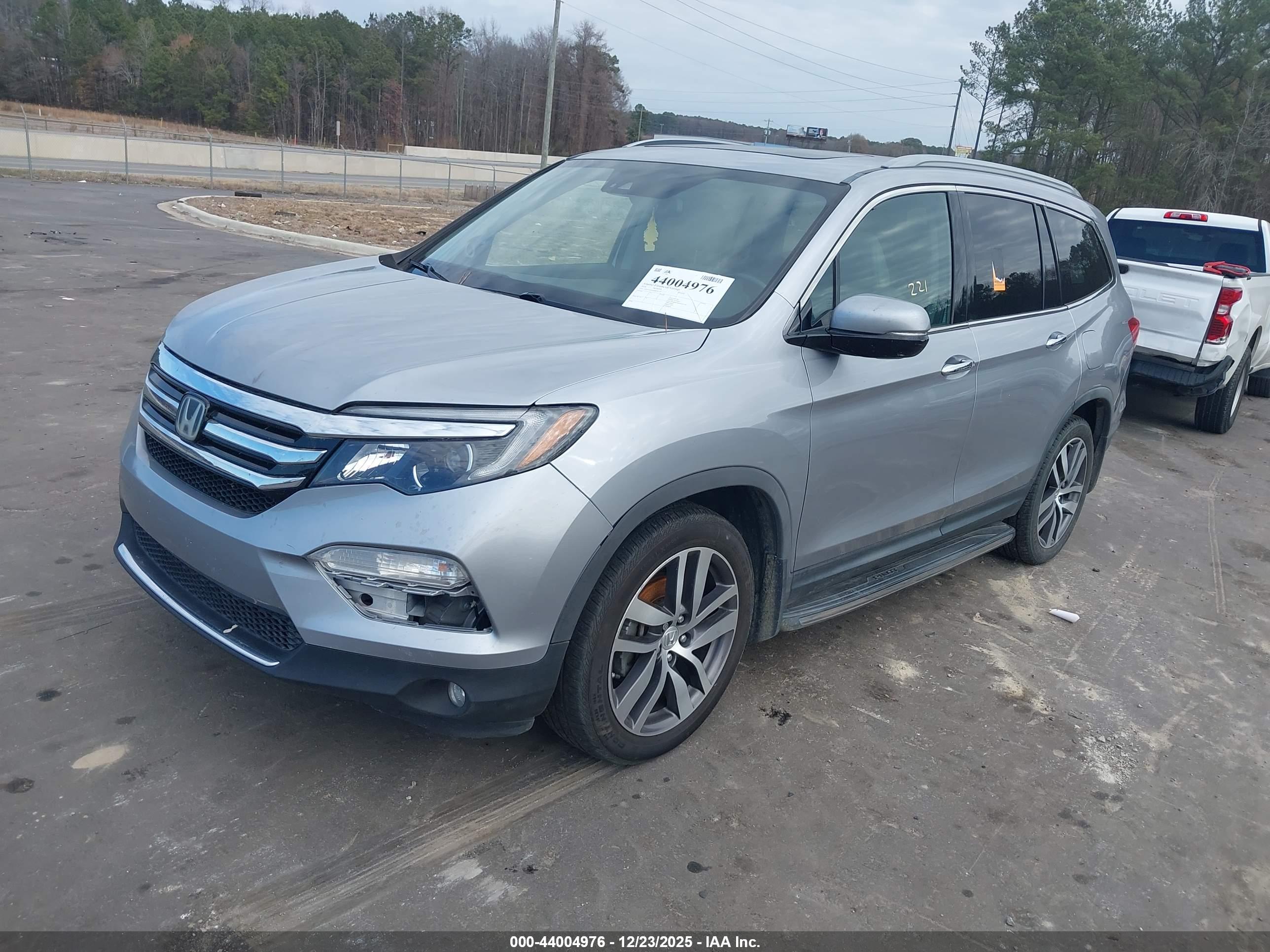 HONDA PILOT image 2