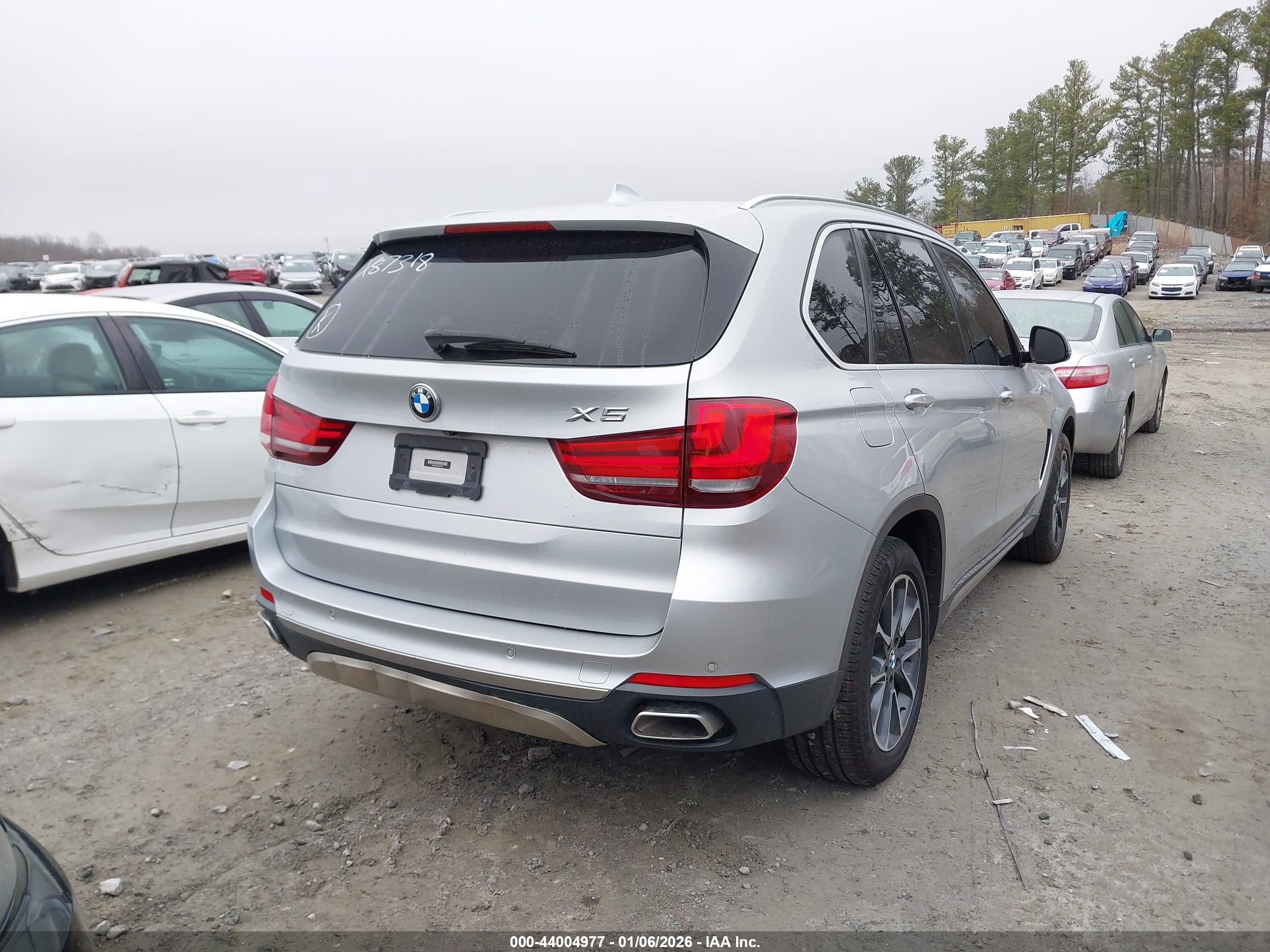 BMW X5 image 4