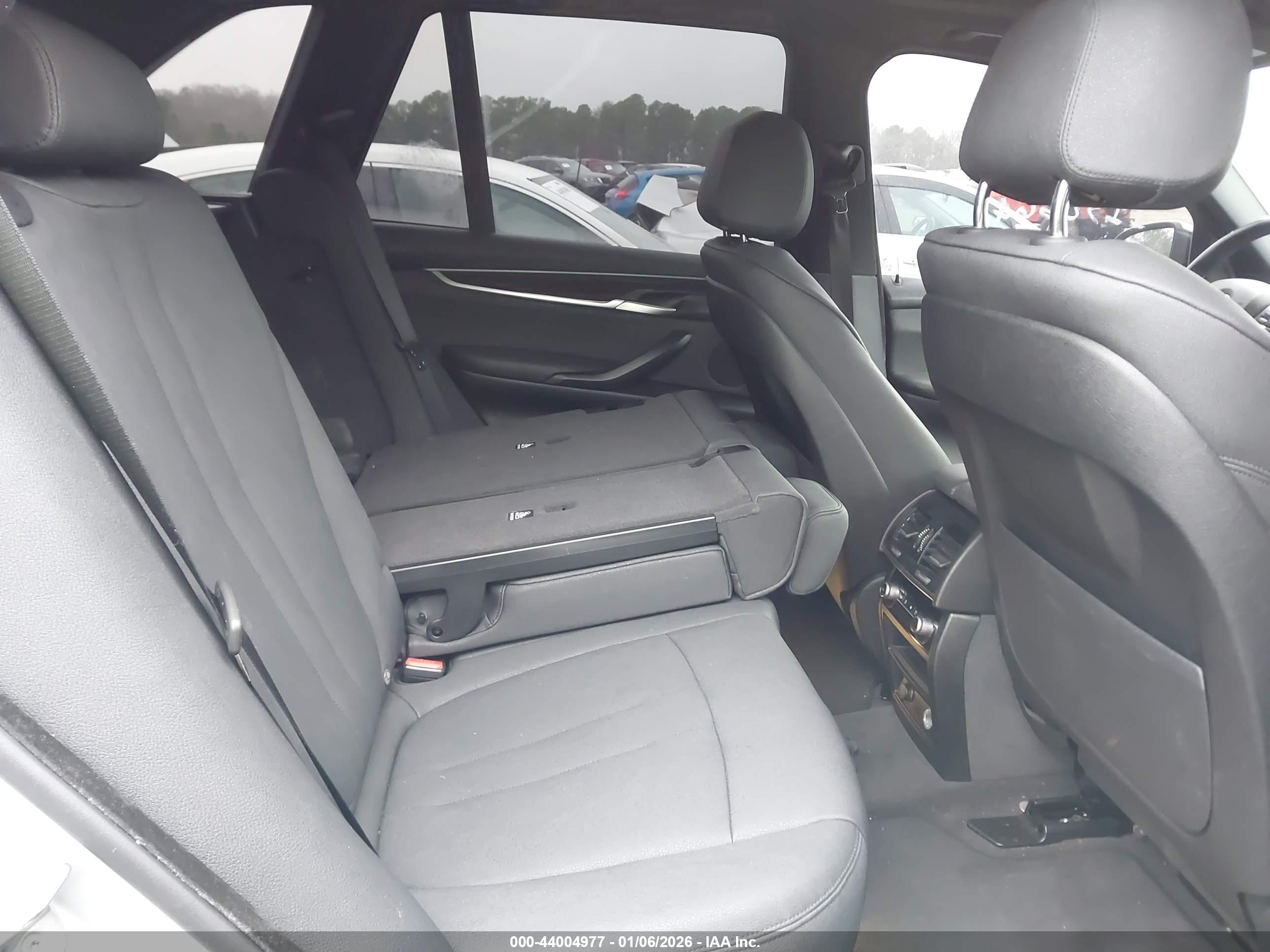 BMW X5 image 8
