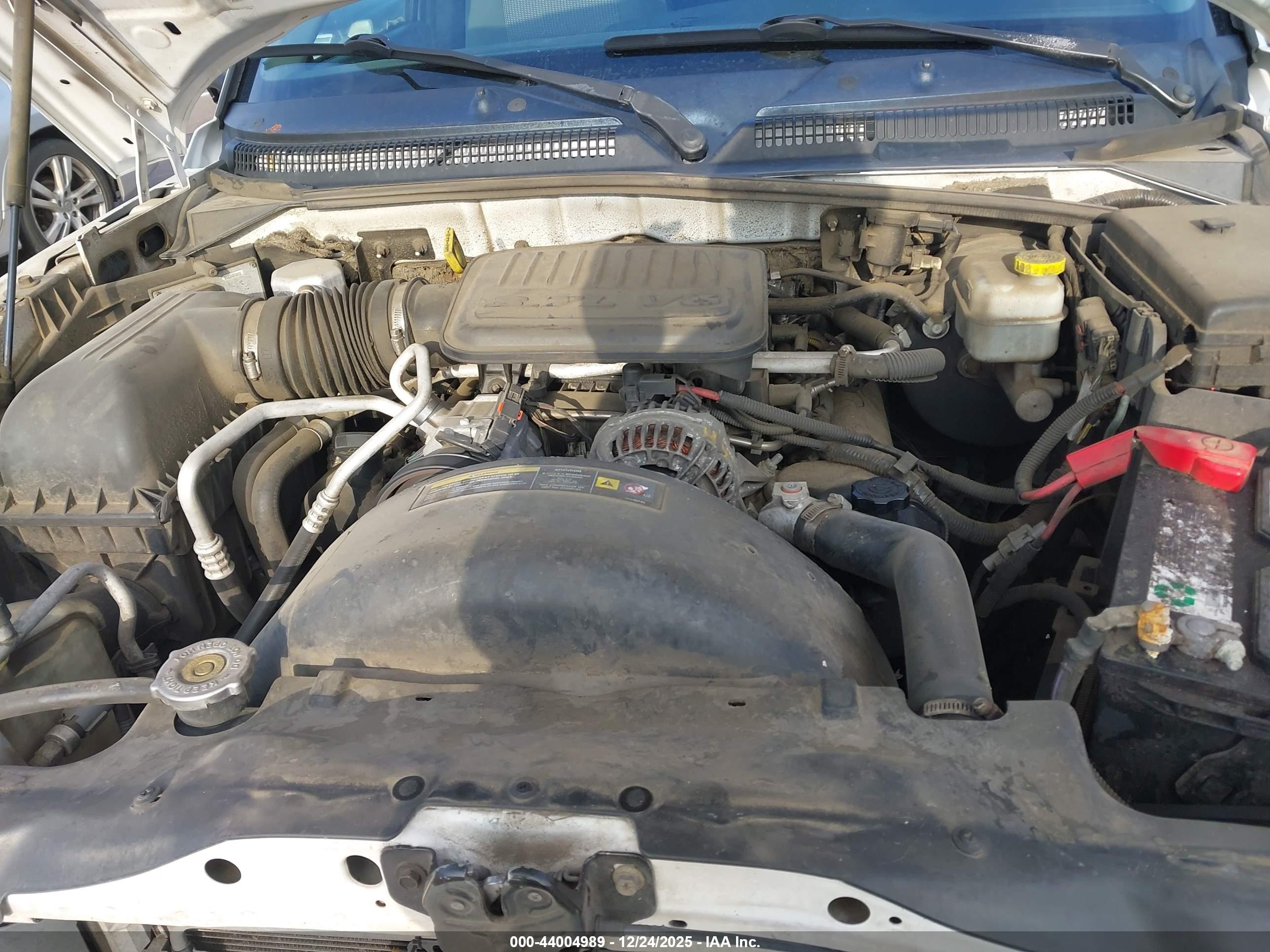 DODGE DAKOTA image 10