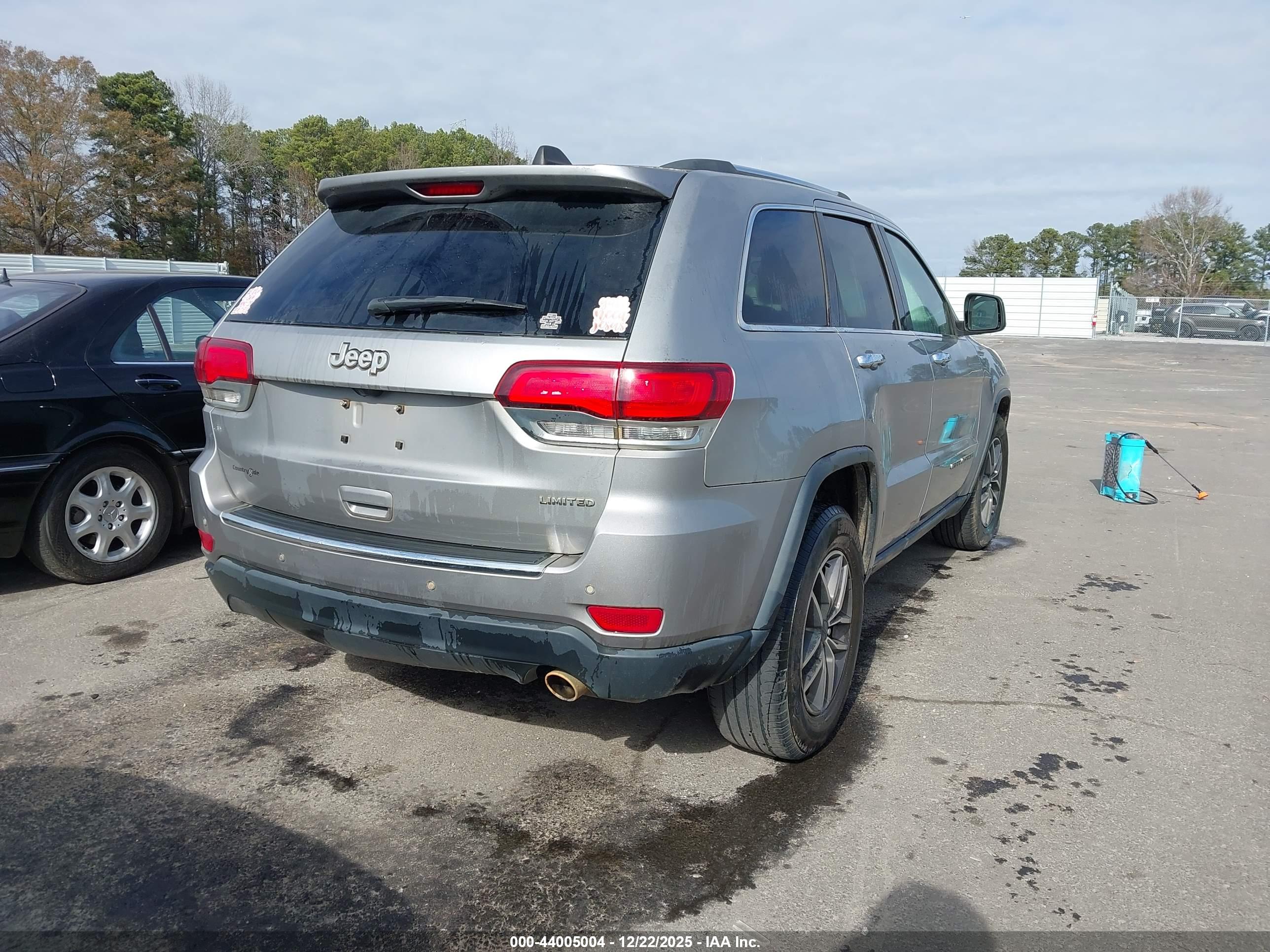 JEEP GRAND image 4