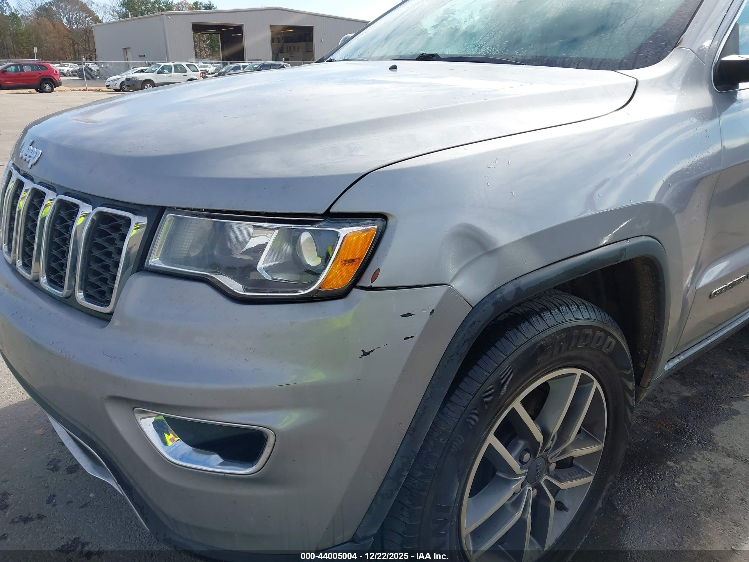 JEEP GRAND image 6