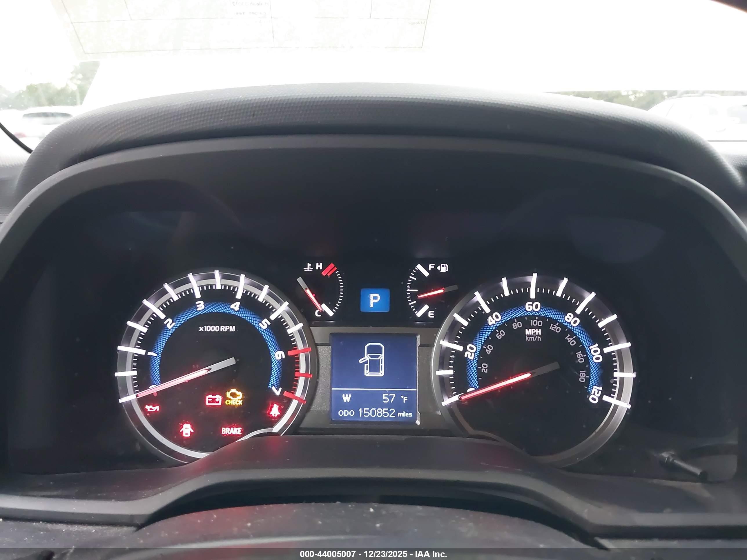 TOYOTA 4RUNNER image 7
