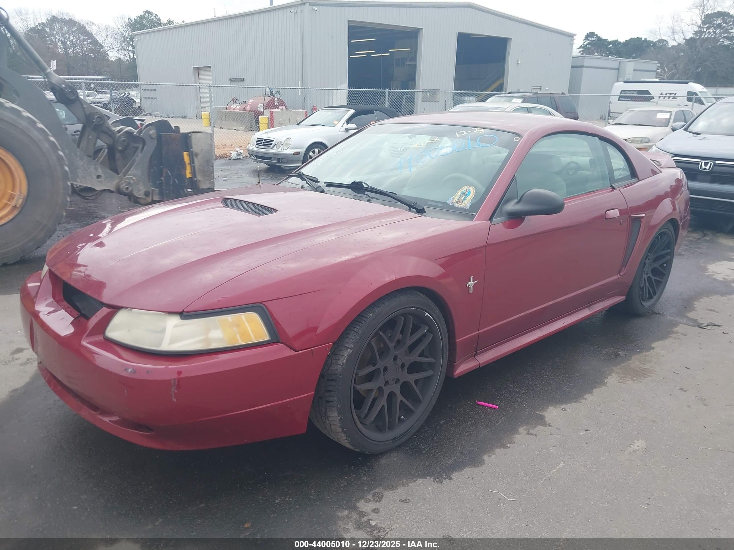 FORD MUSTANG image 2