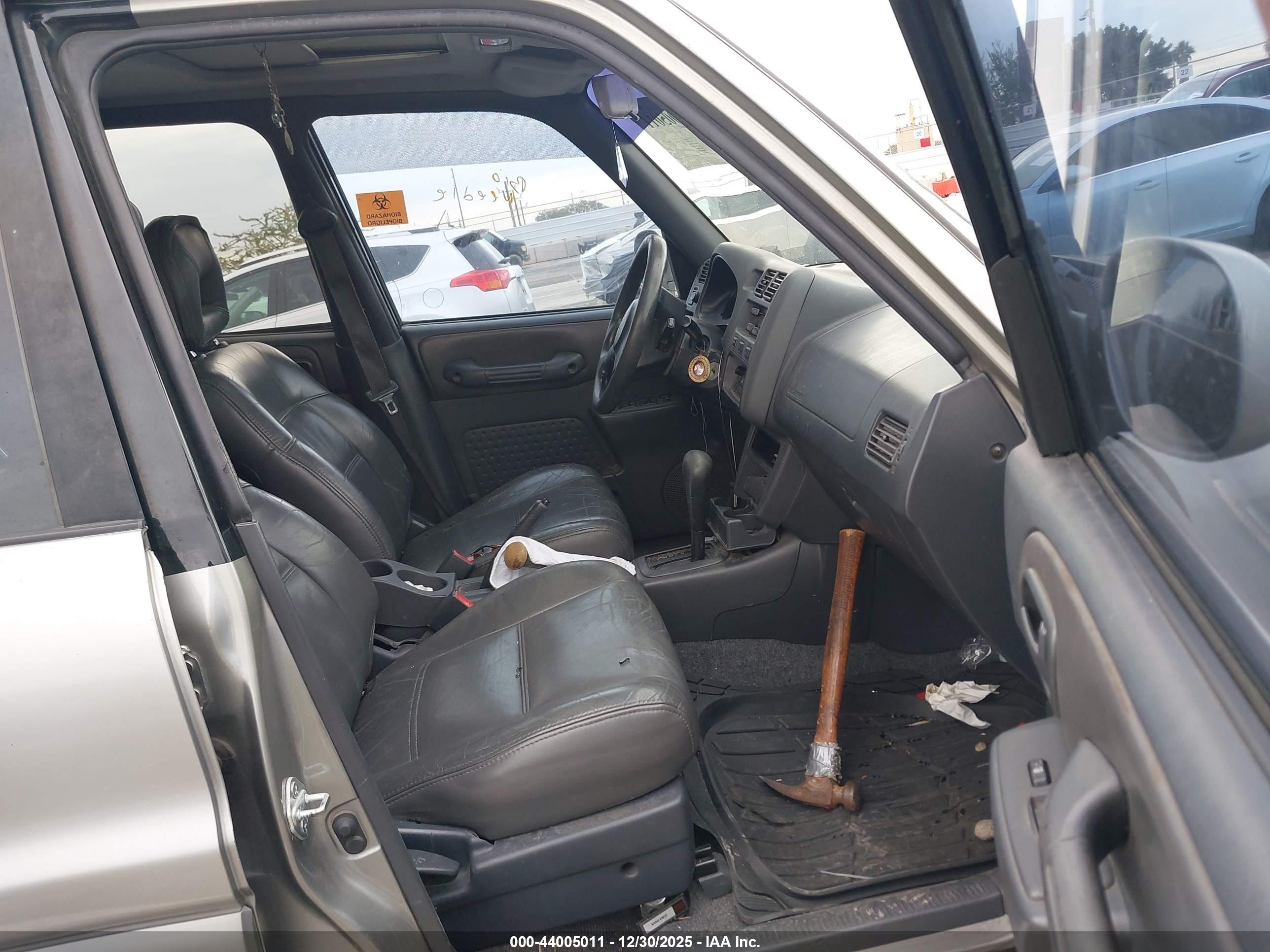 TOYOTA RAV4 image 5
