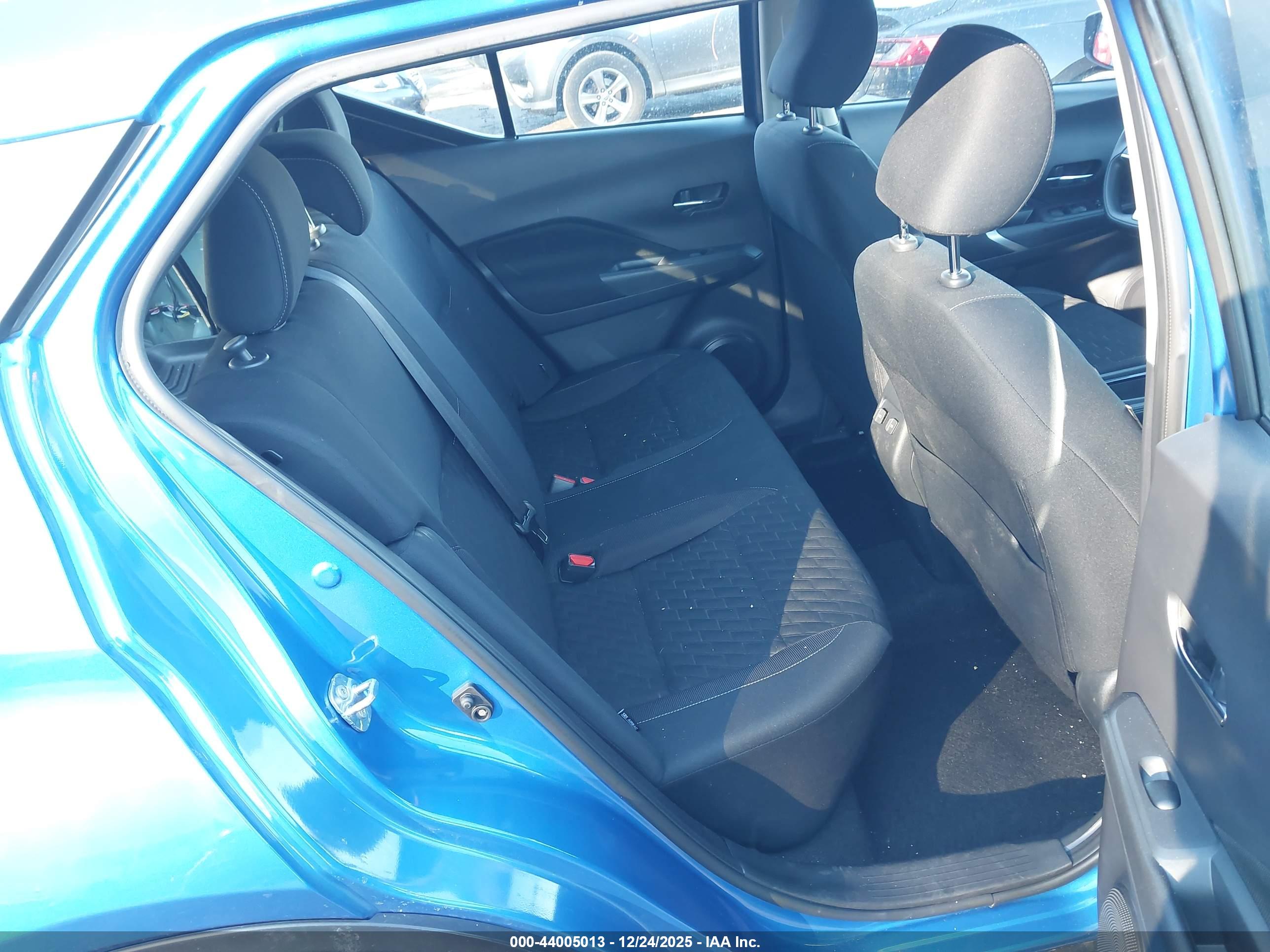NISSAN KICKS image 8