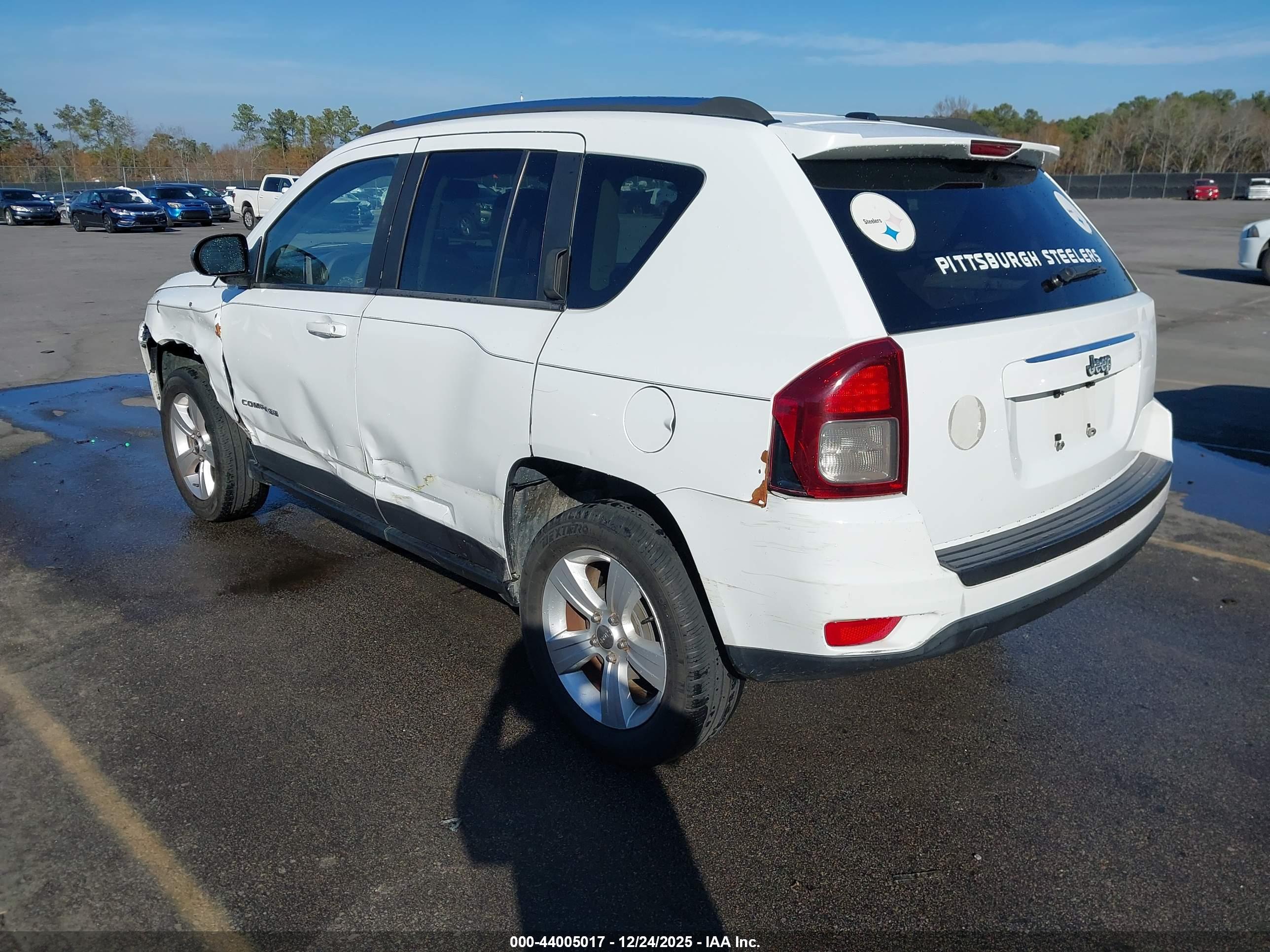 JEEP COMPASS image 3