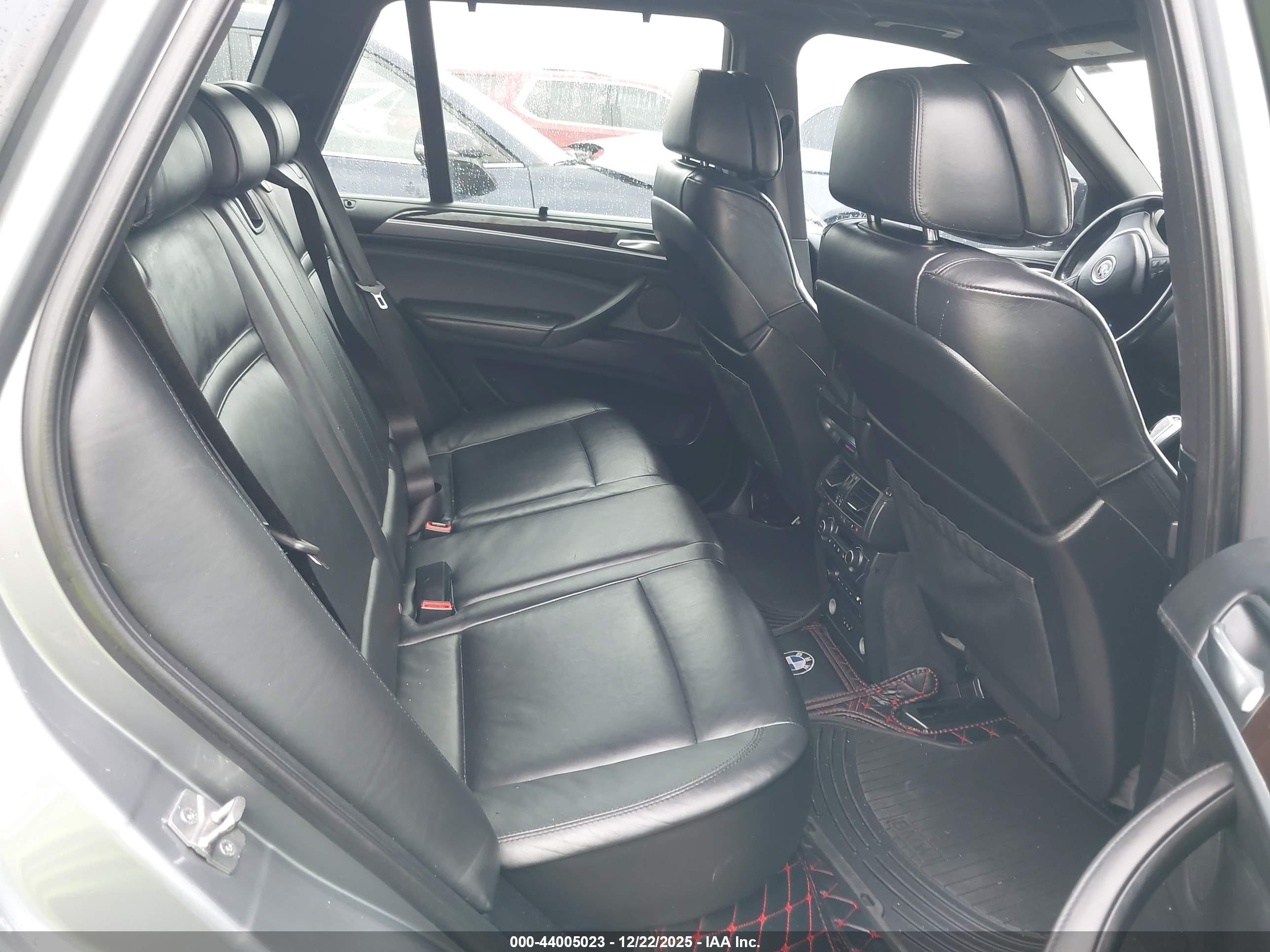 BMW X5 image 8