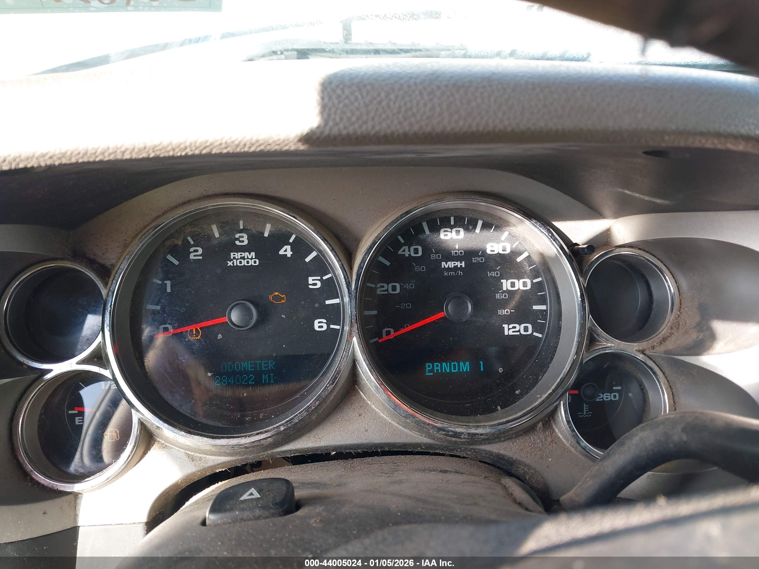 GMC SIERRA image 7