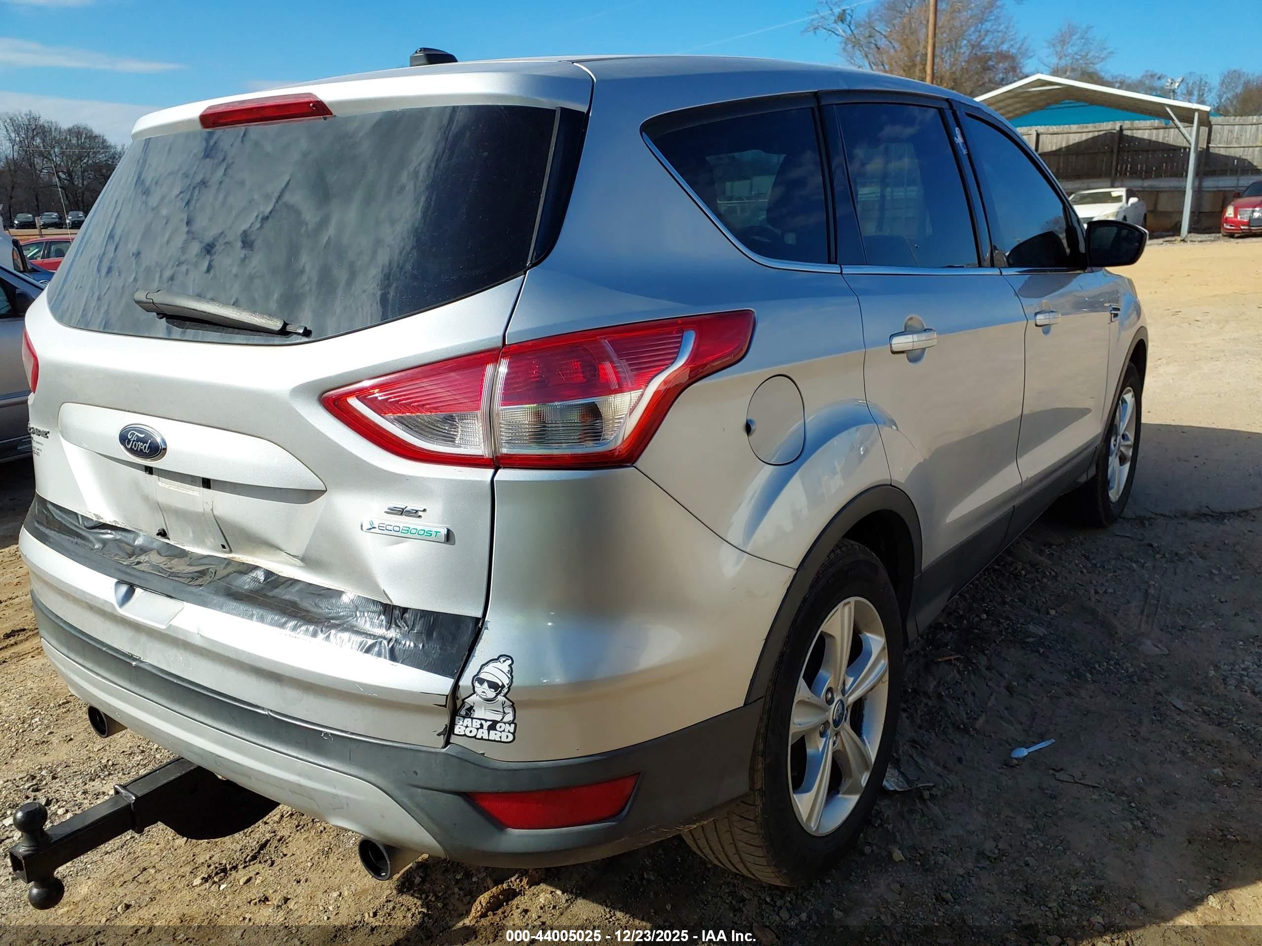 FORD ESCAPE image 4