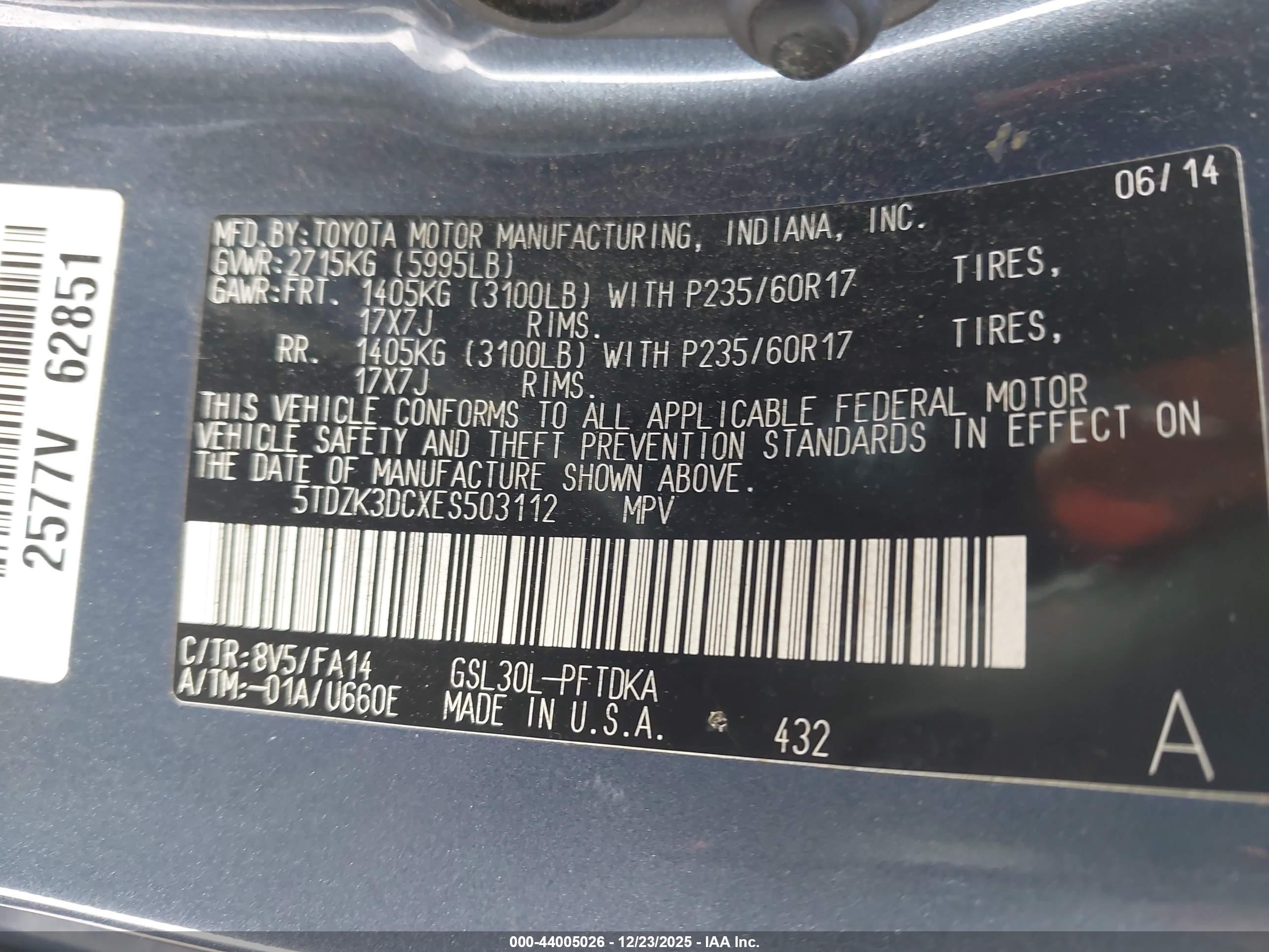 TOYOTA SIENNA image 9