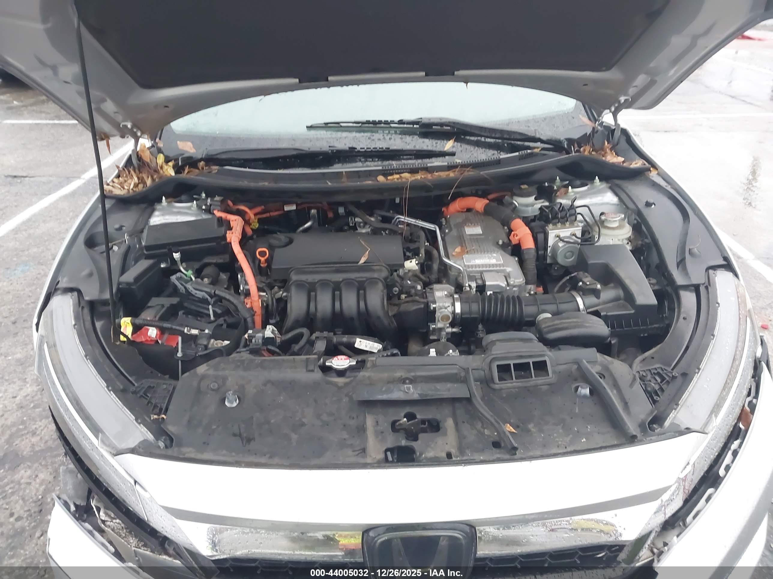 HONDA CLARITY image 10