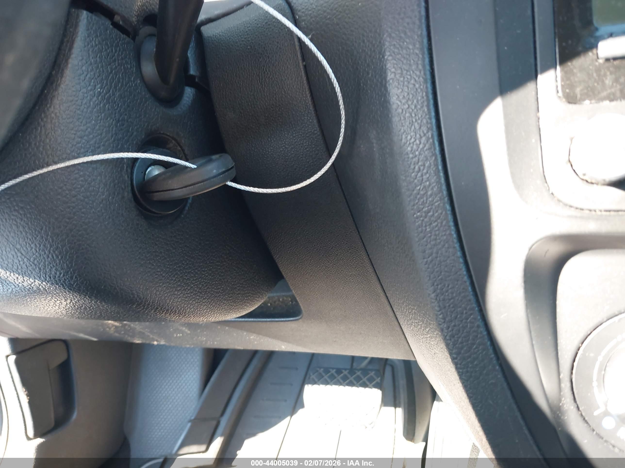 VOLKSWAGEN JETTA image 11
