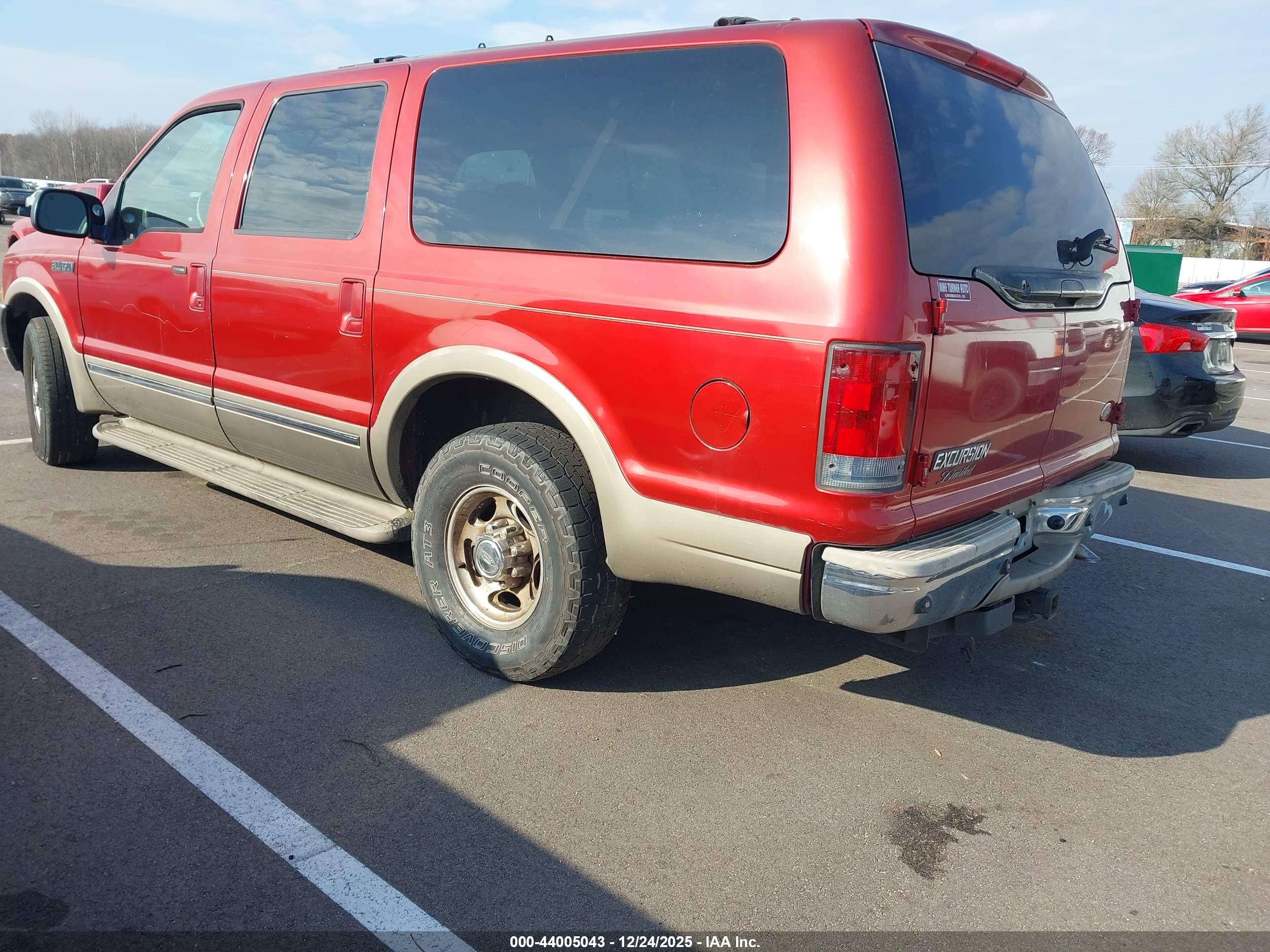 FORD EXCURSION image 3