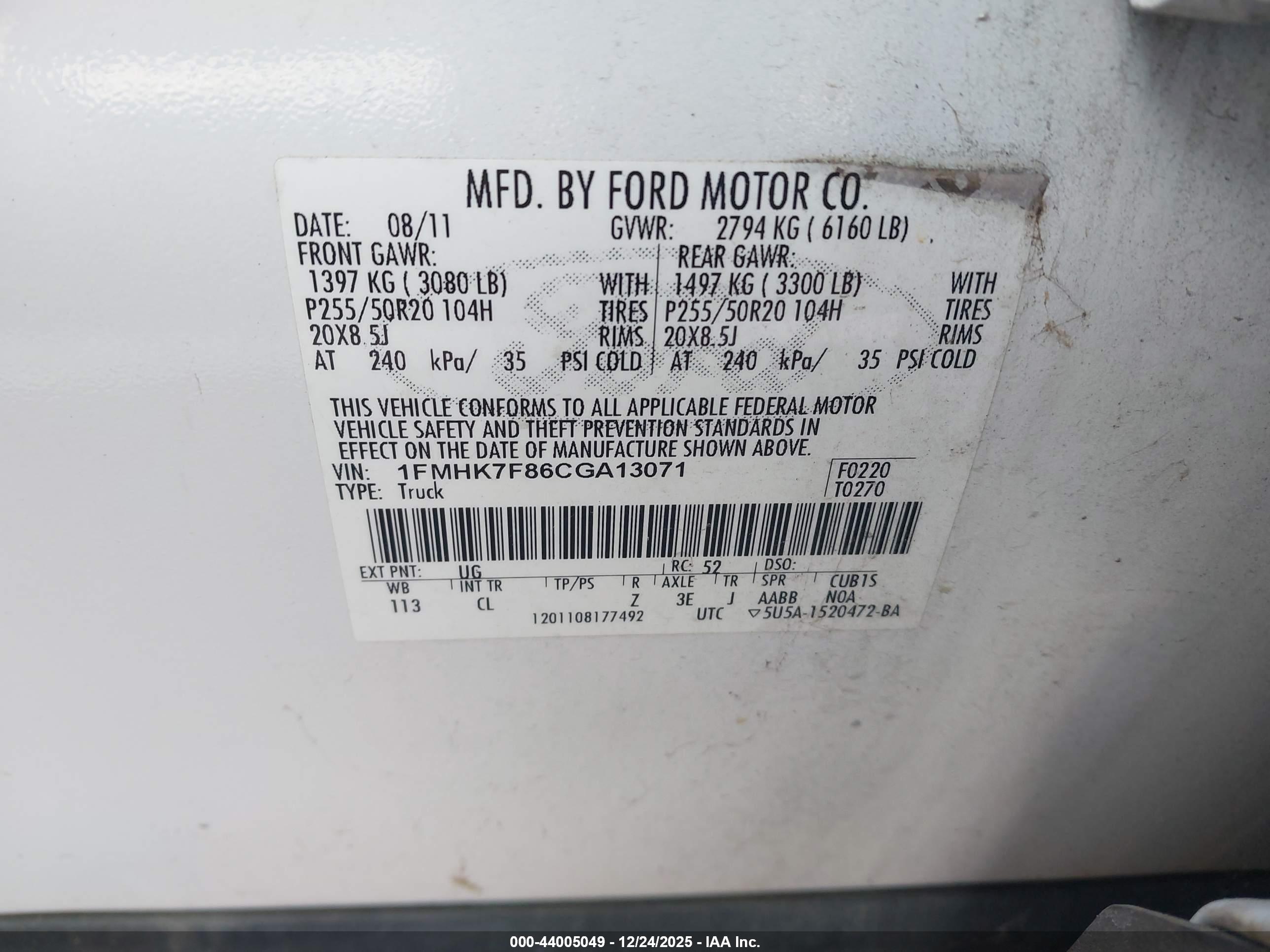 FORD EXPLORER image 9