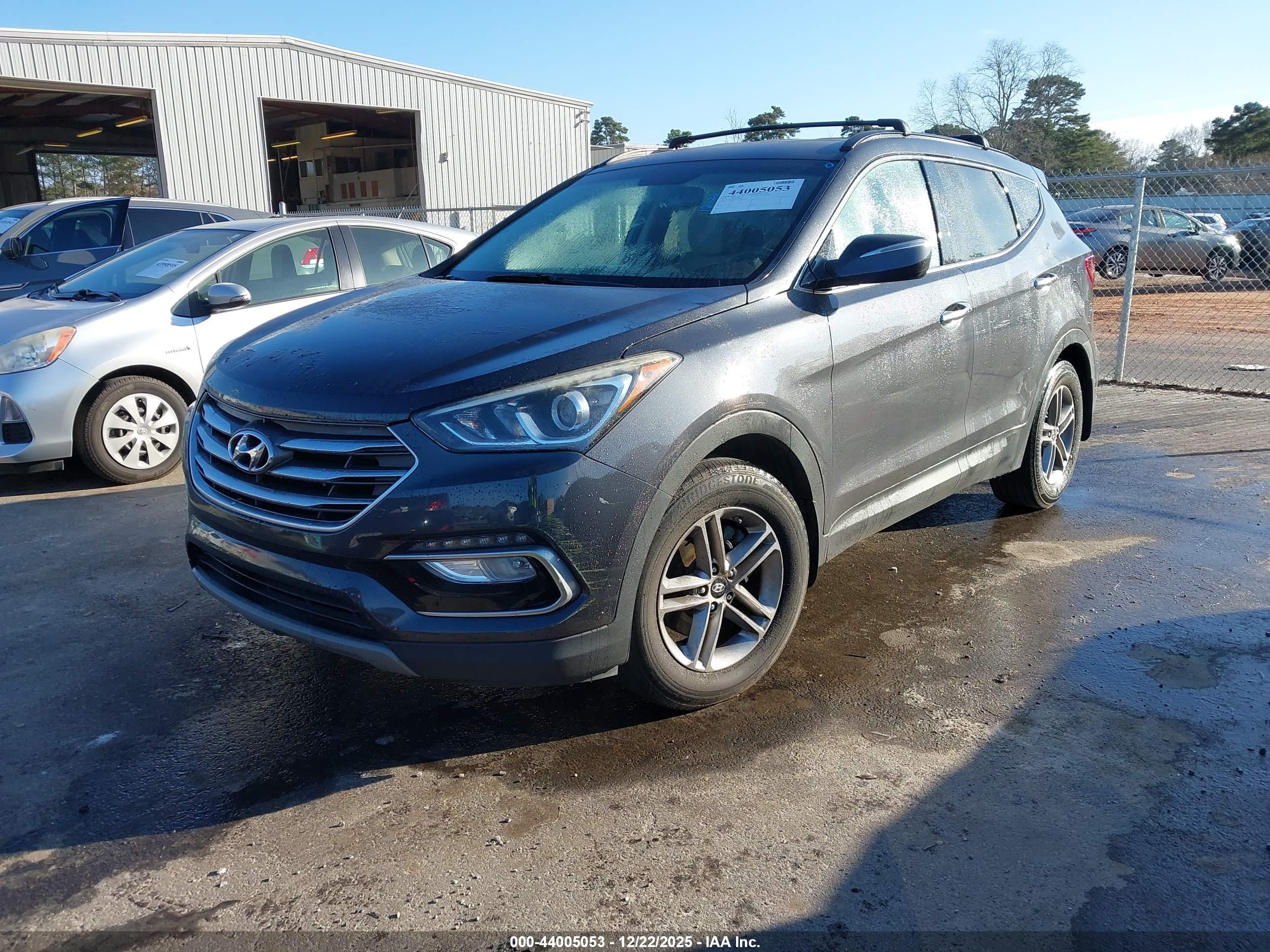 HYUNDAI SANTA image 2