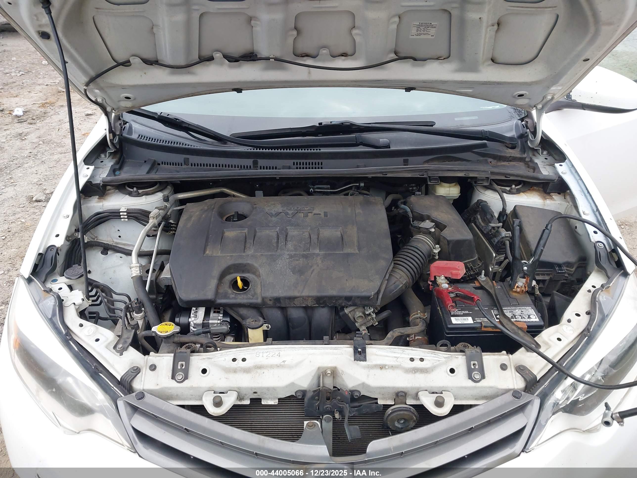 TOYOTA COROLLA image 10