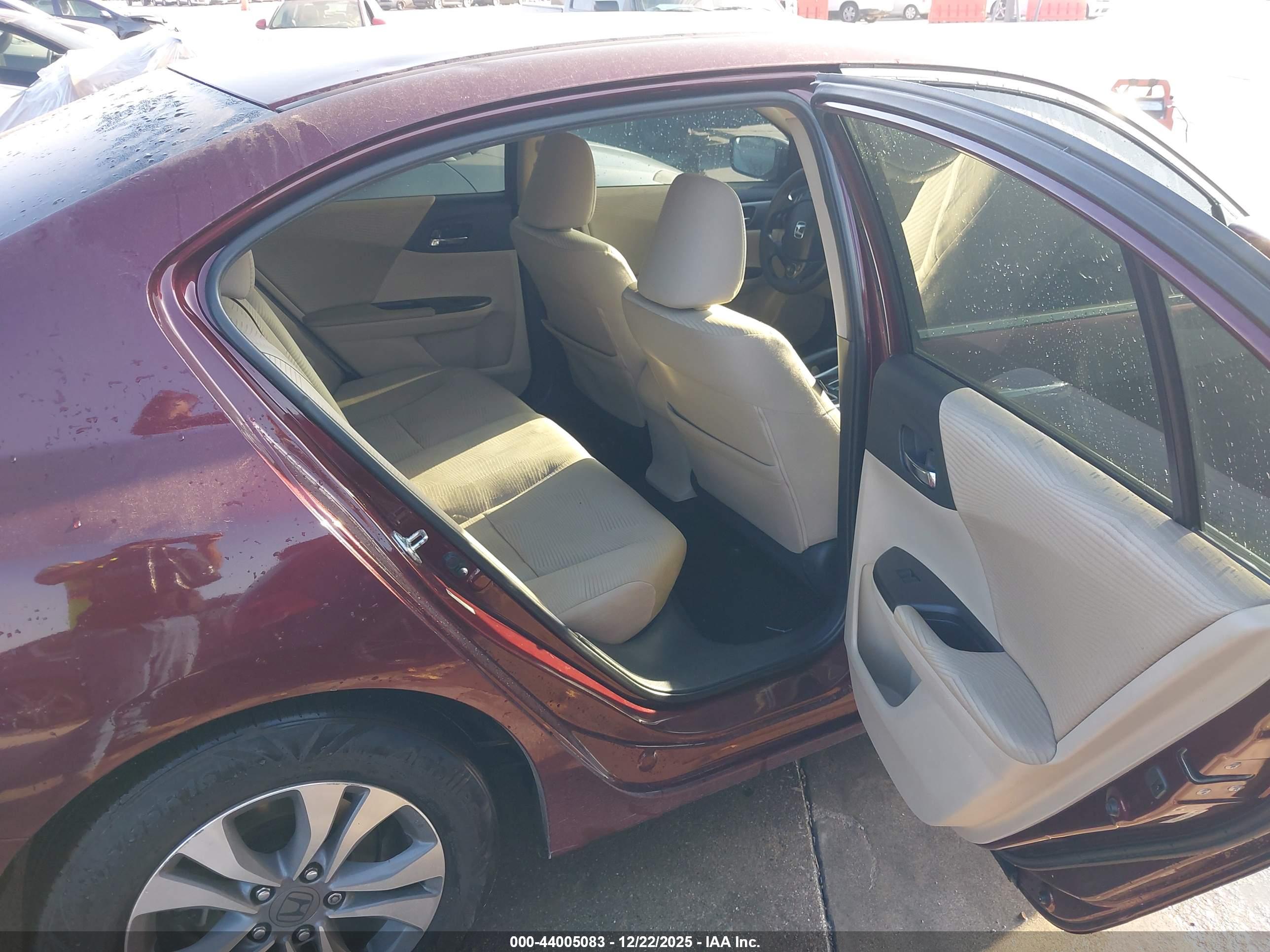 HONDA ACCORD image 8