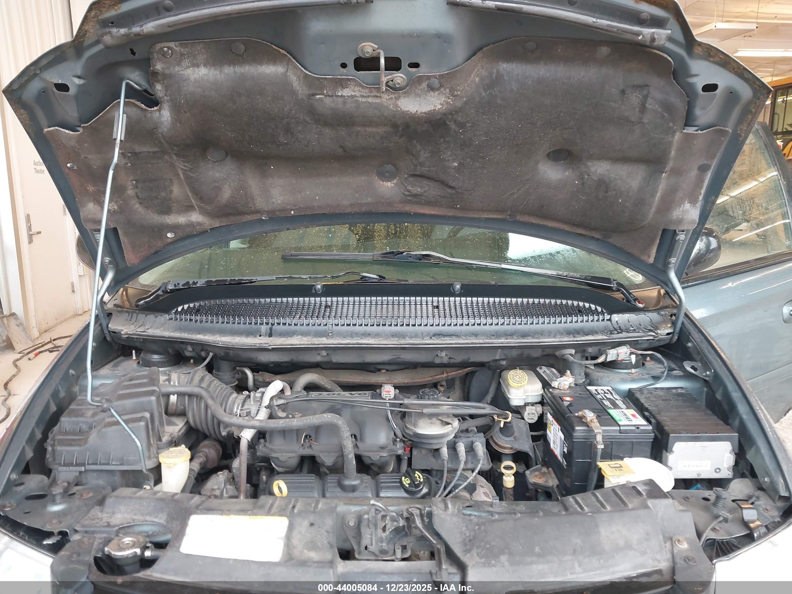DODGE GRAND image 10