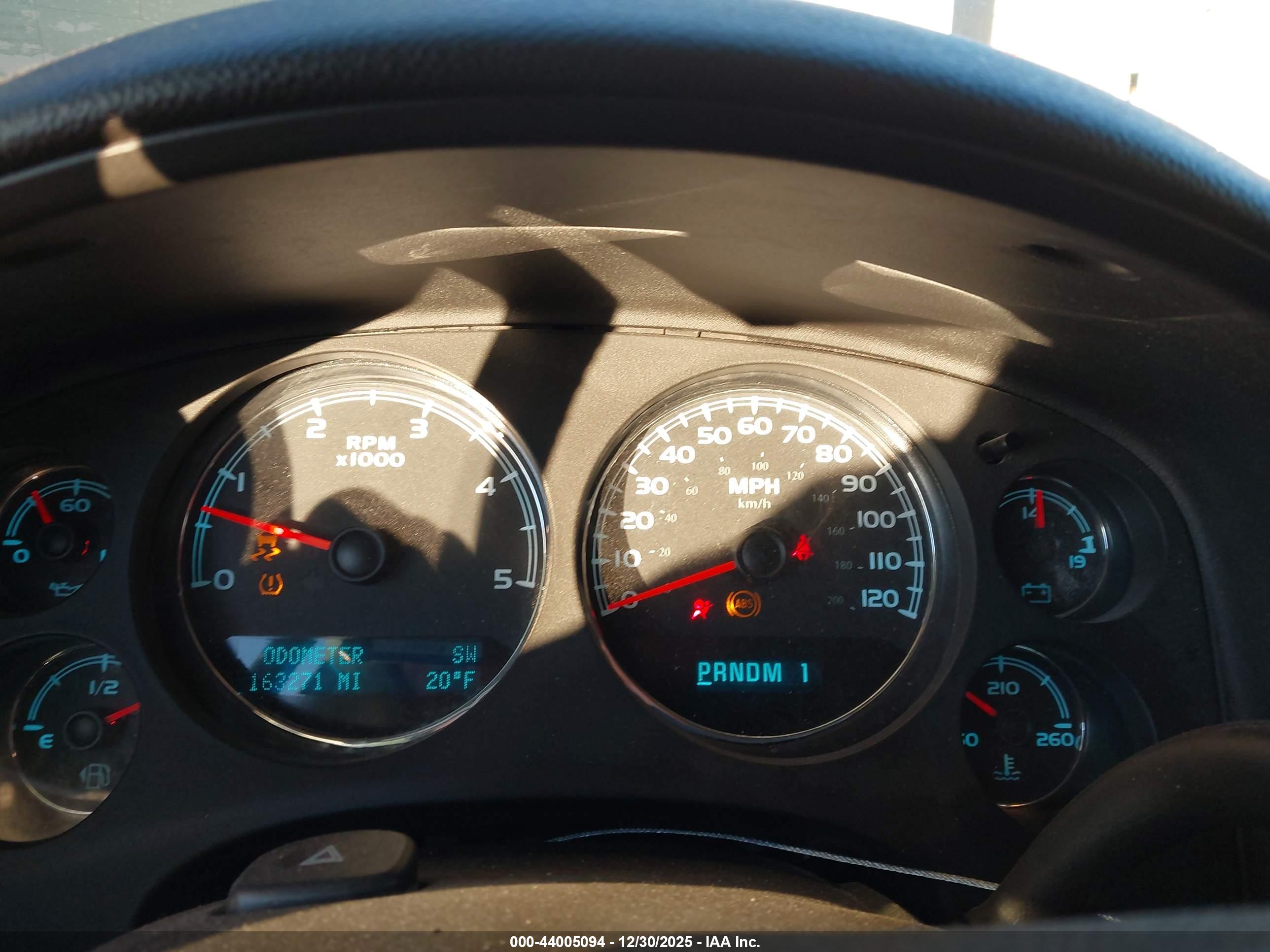 CHEVROLET SILVERADO image 7