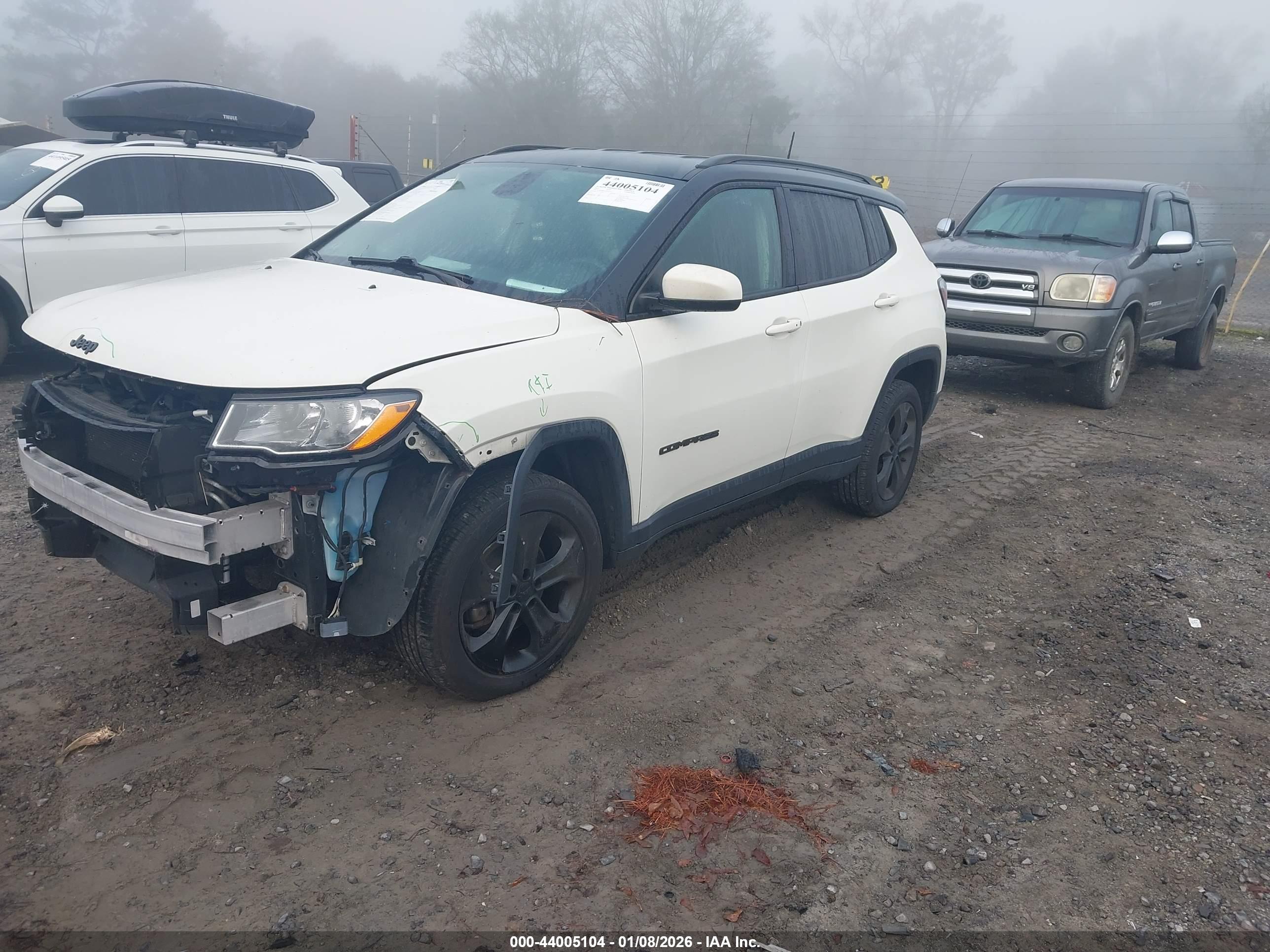 JEEP COMPASS image 2