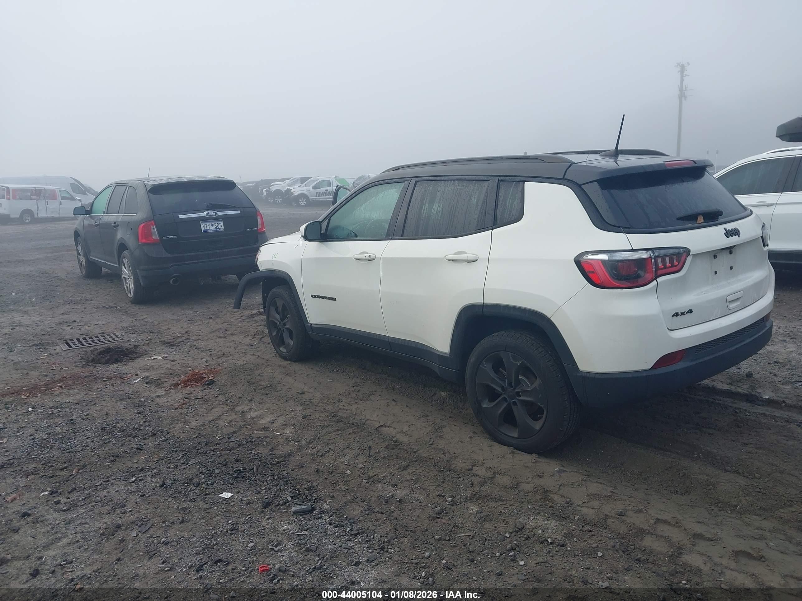 JEEP COMPASS image 3