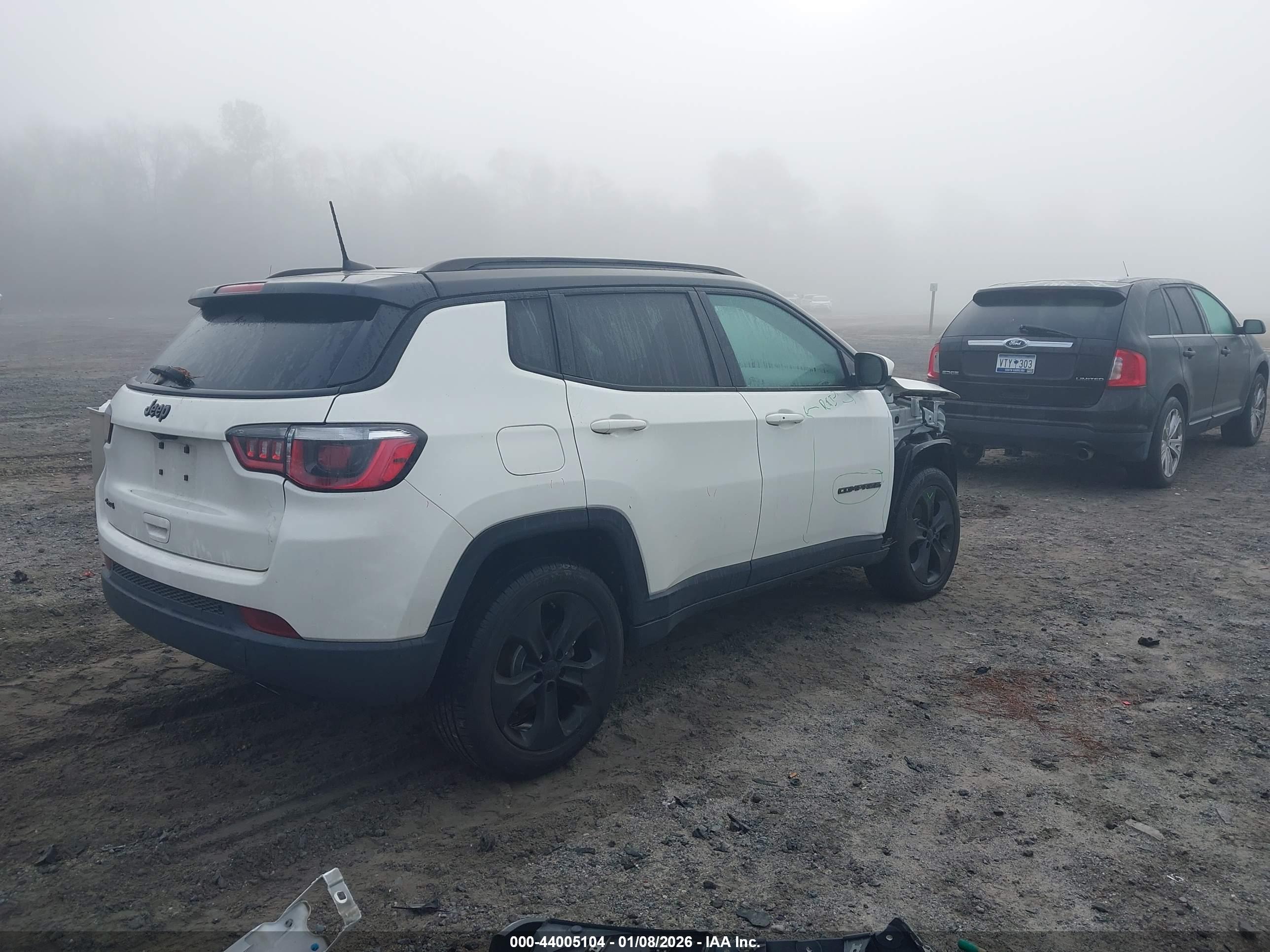 JEEP COMPASS image 4