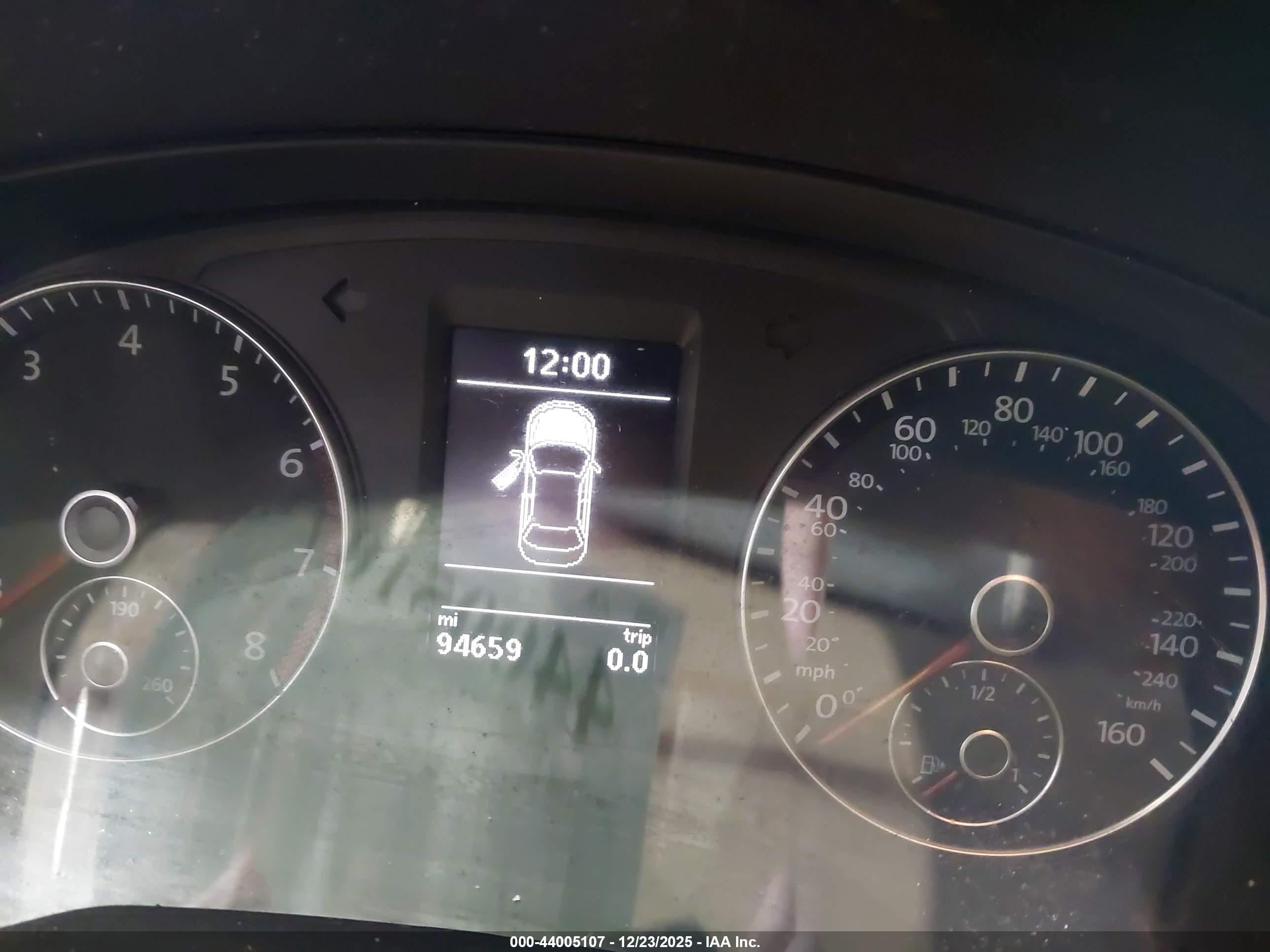 VOLKSWAGEN PASSAT image 7
