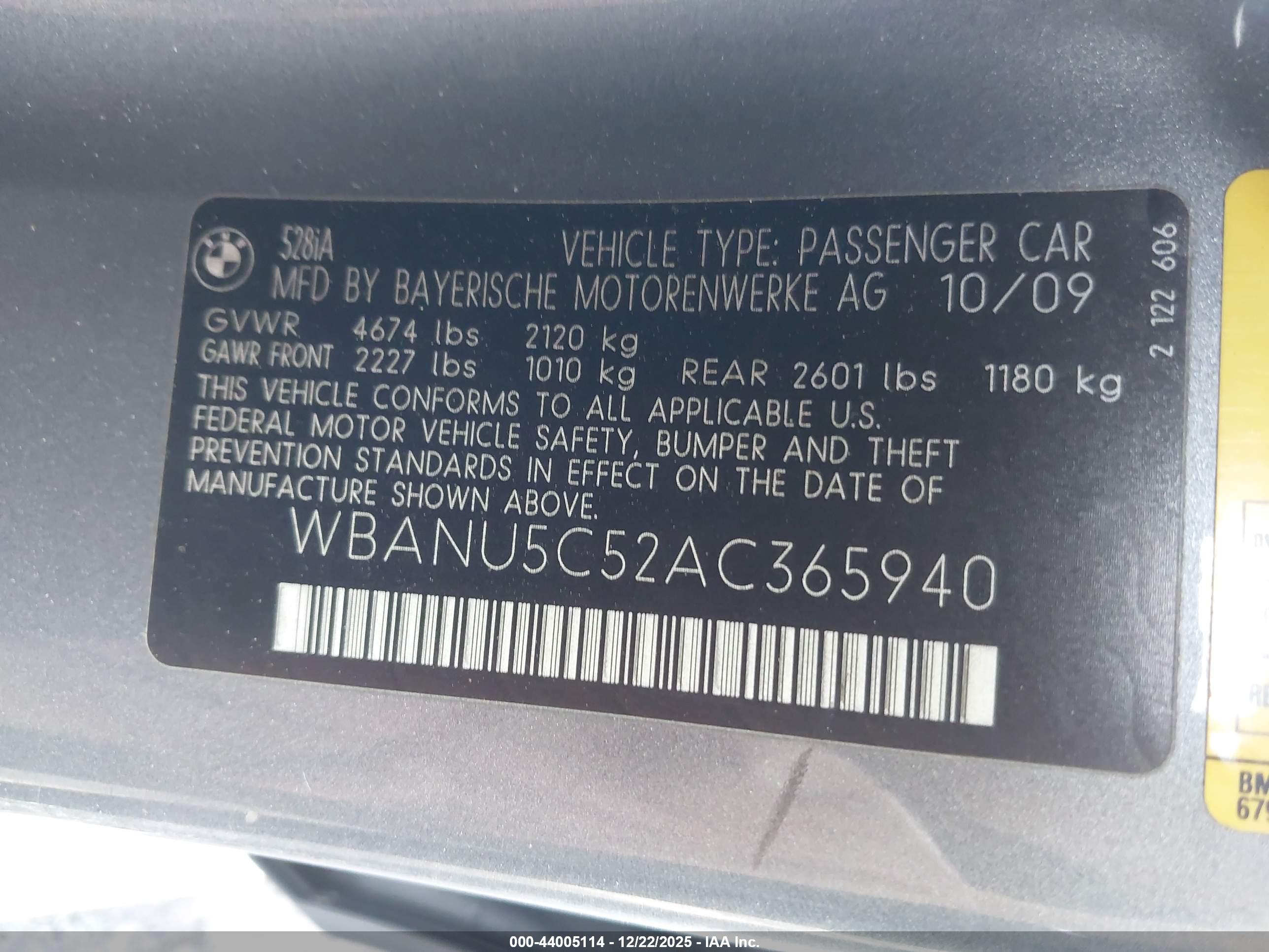 BMW 528I image 9