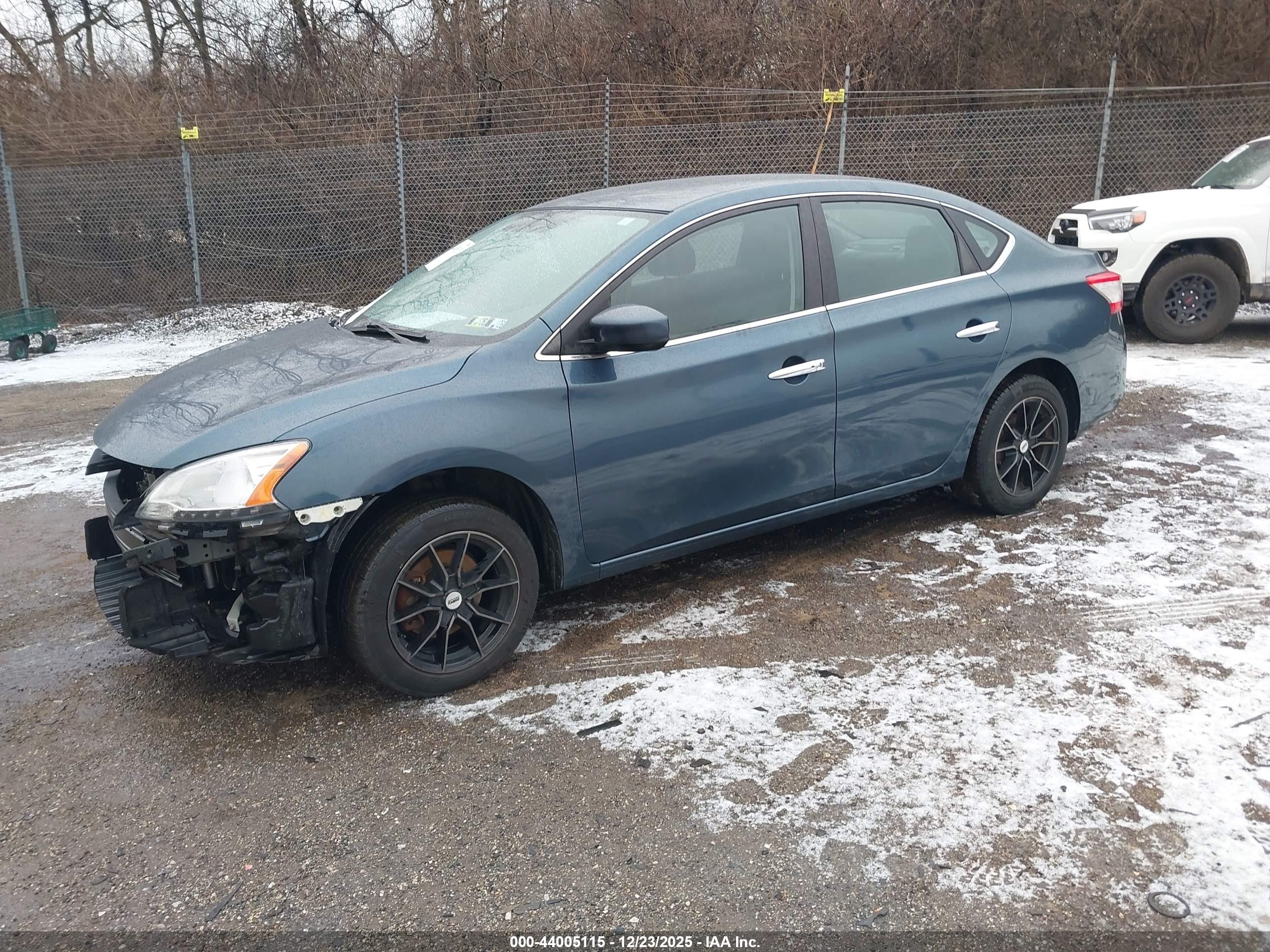 NISSAN SENTRA image 2