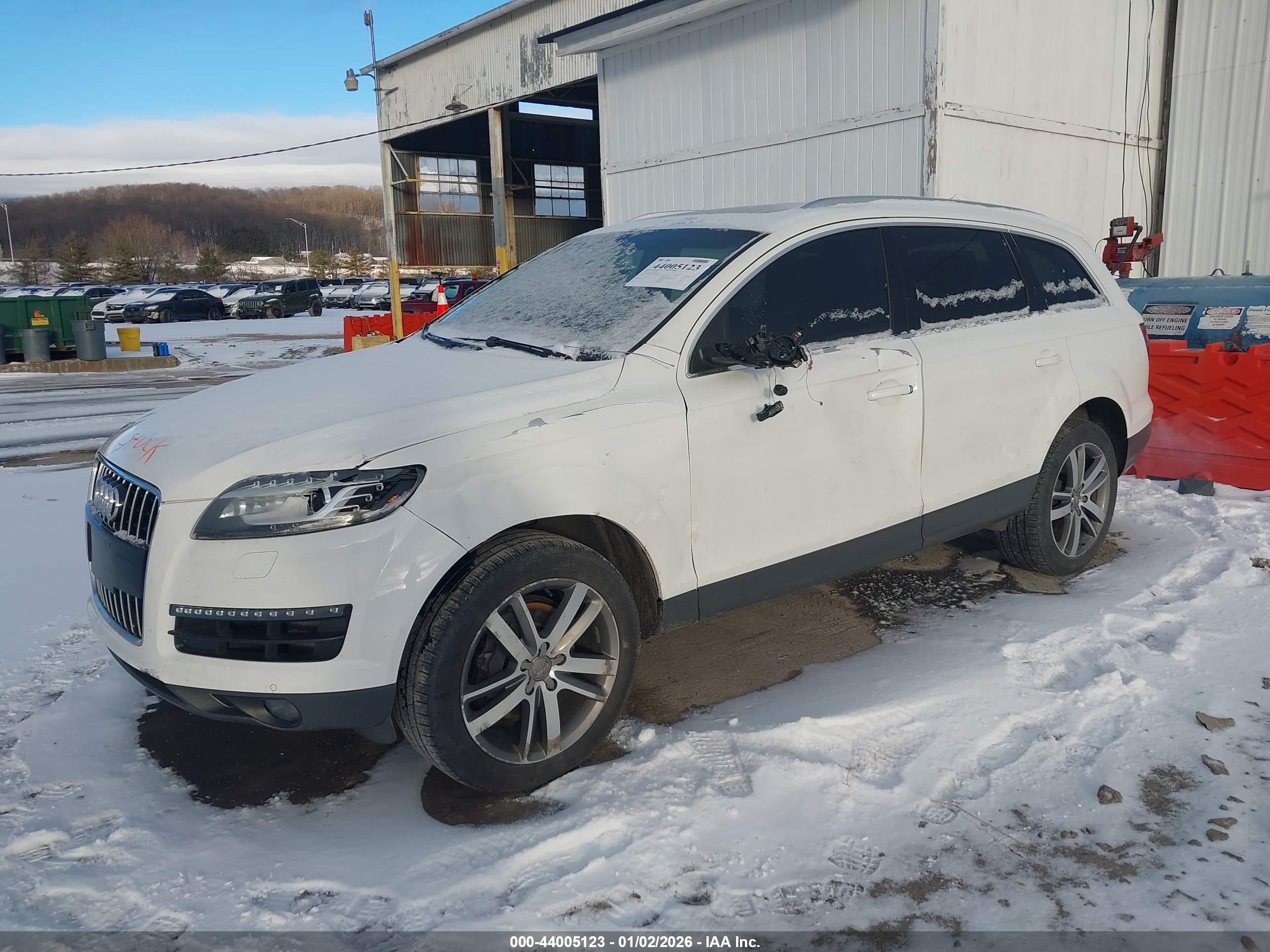 AUDI Q7 image 2