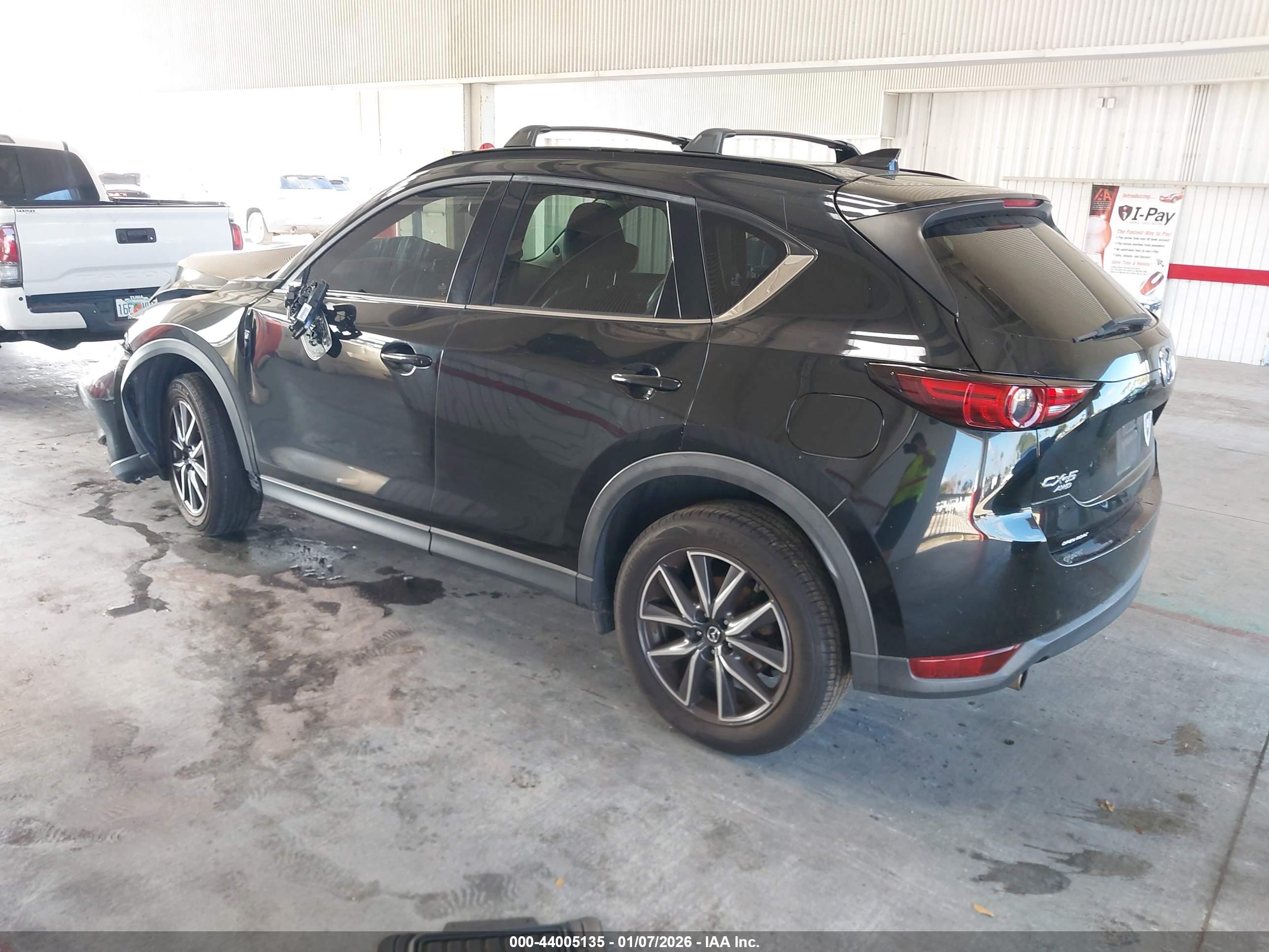 MAZDA CX-5 image 3