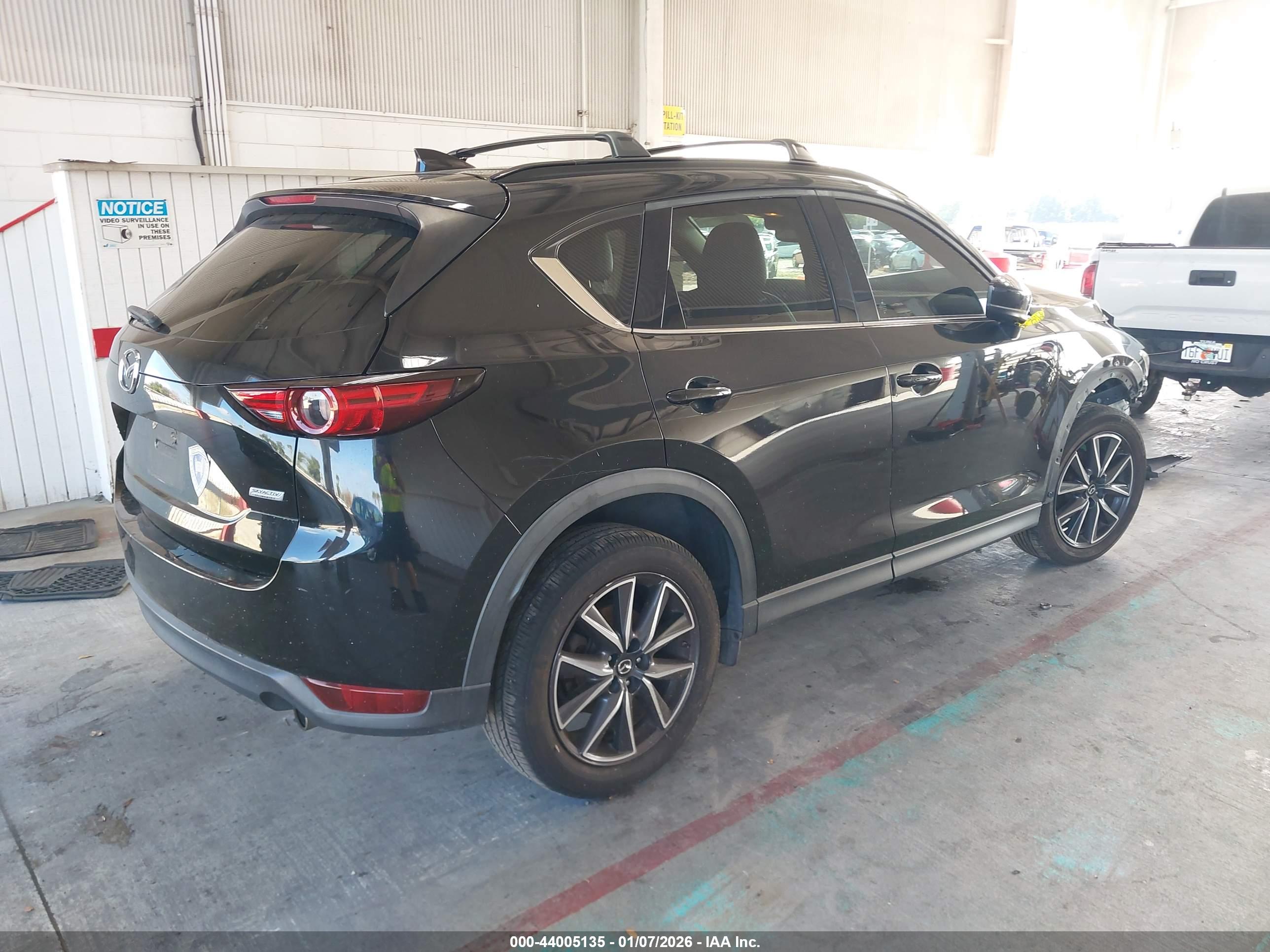 MAZDA CX-5 image 4